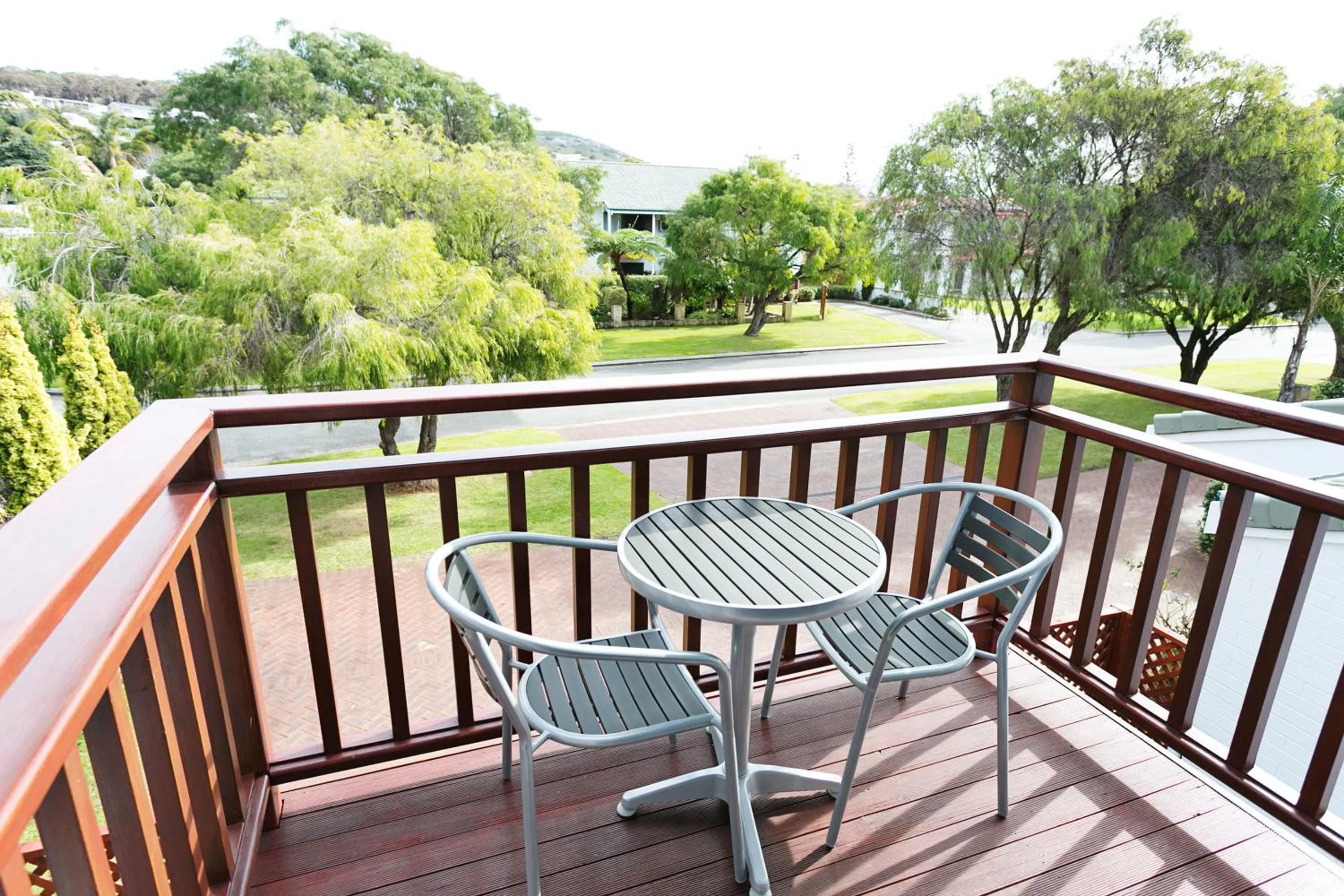 Day in Dolphin Lodge Albany - Self Contained Apartments at Middleton Beach