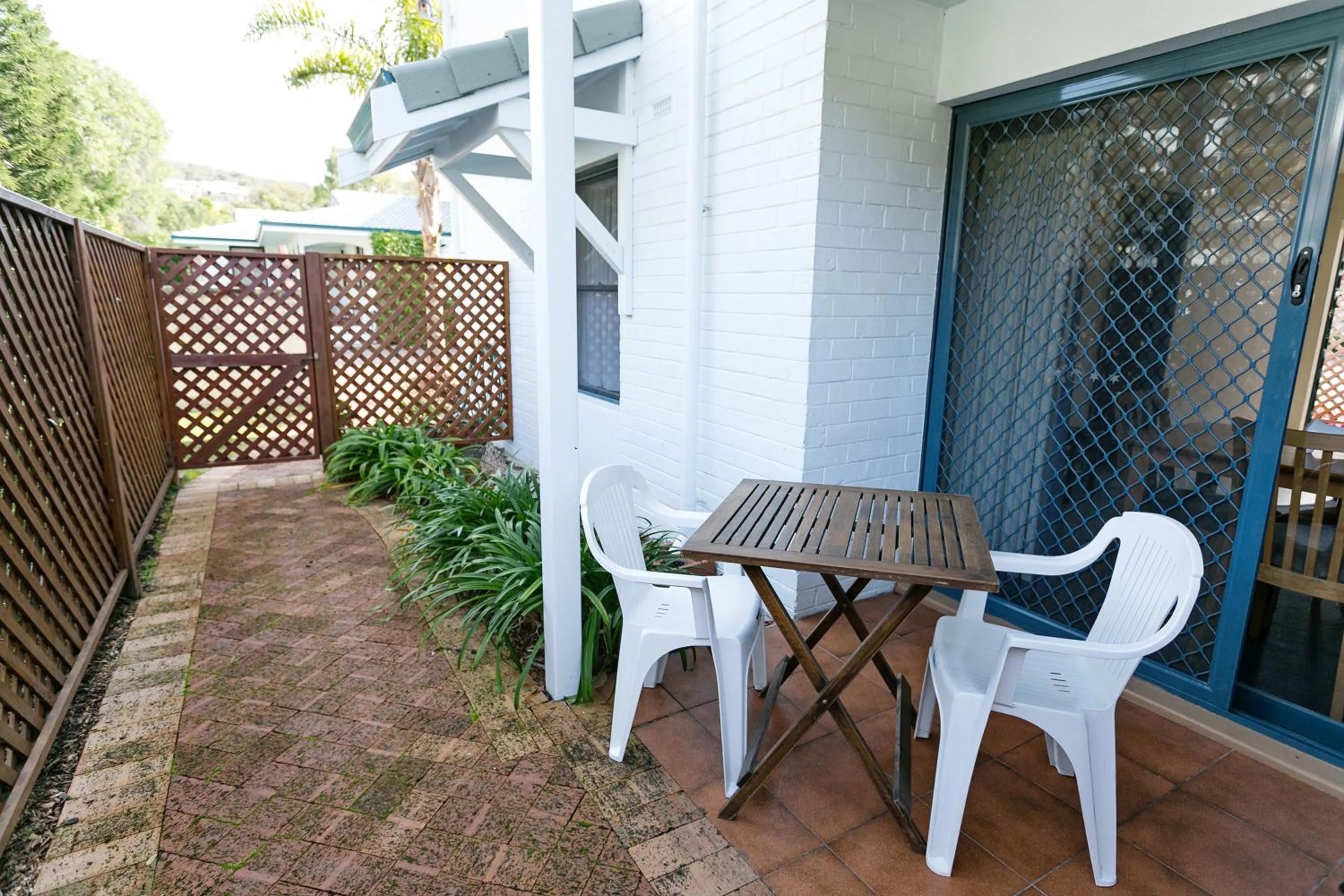 Patio in Dolphin Lodge Albany - Self Contained Apartments at Middleton Beach