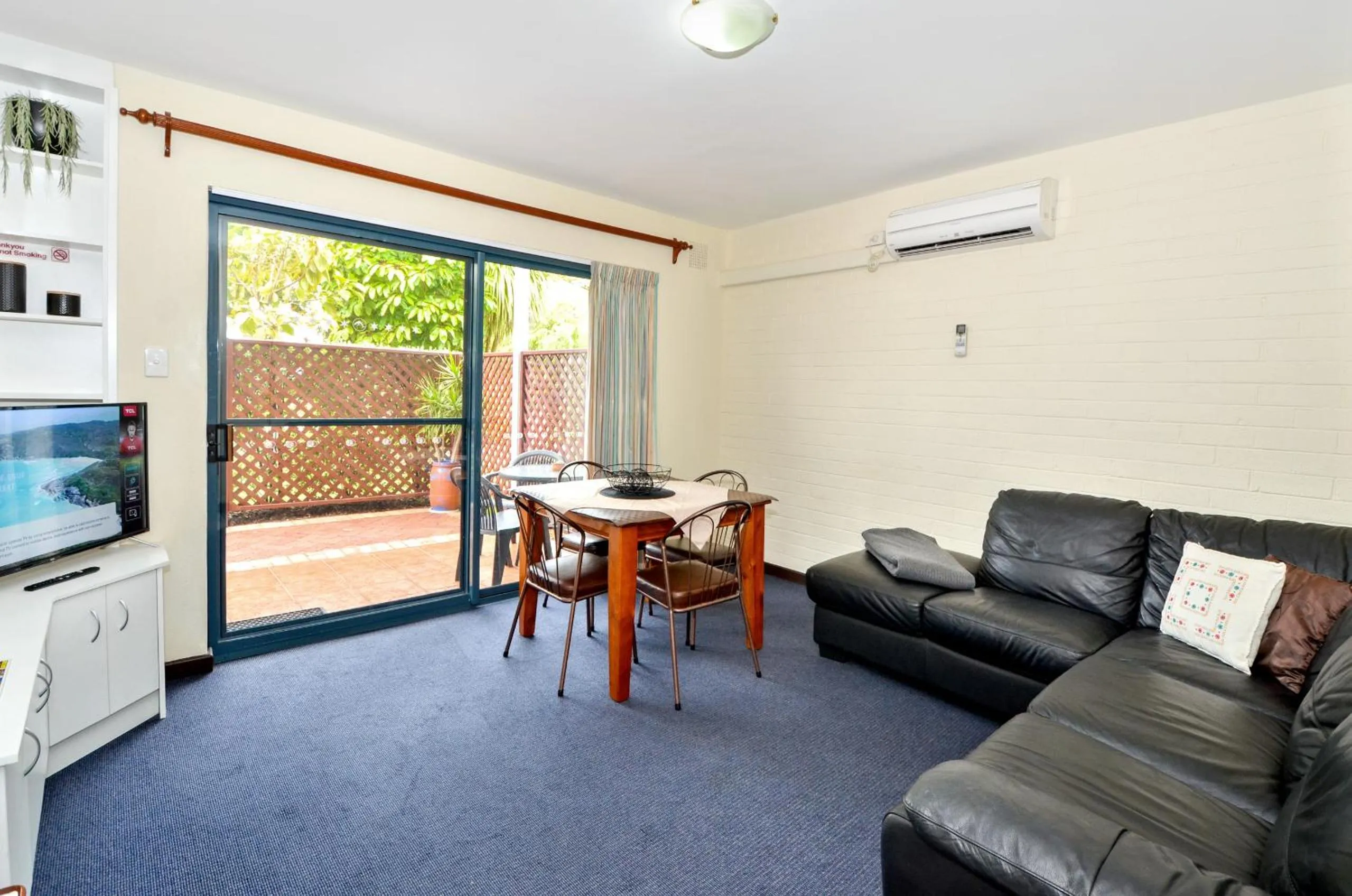 Patio in Dolphin Lodge Albany - Self Contained Apartments at Middleton Beach