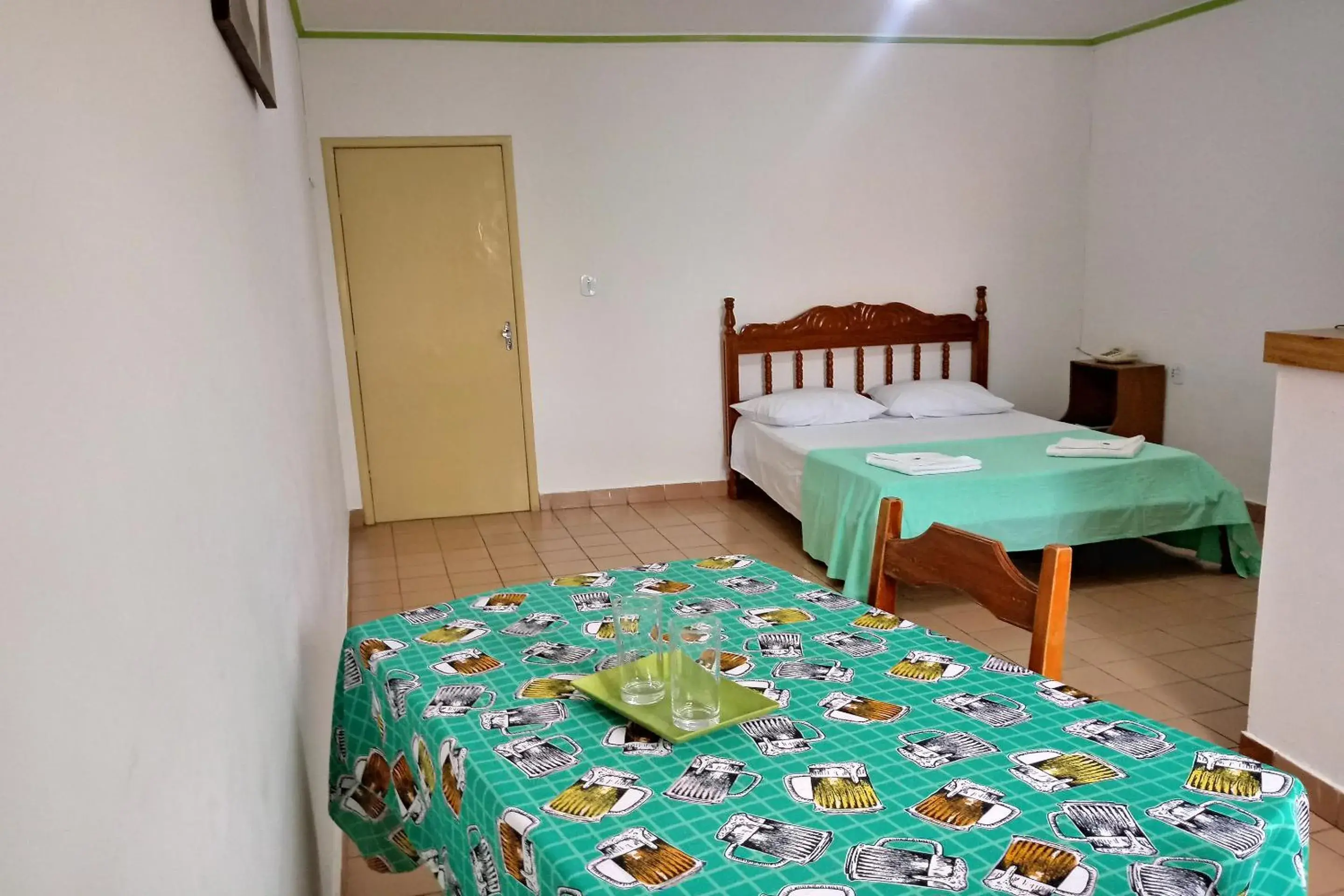 Standard Triple Room - single occupancy in China Hotel Standard Triple Room - single occupancy in China Hotel