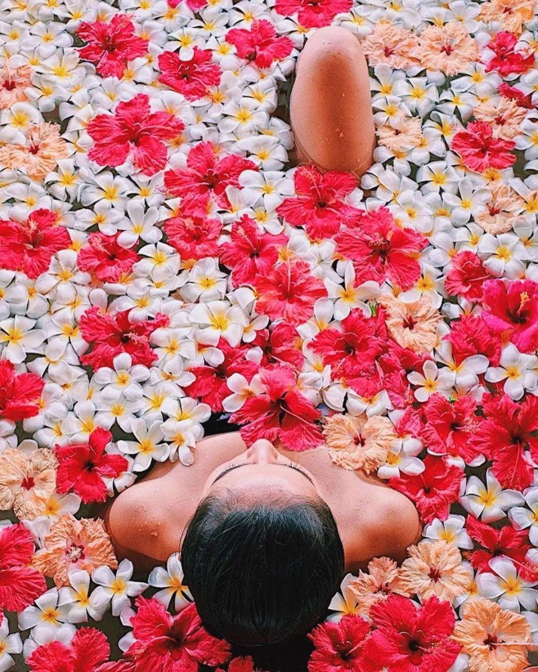 Massage in Badian Island Wellness Resort