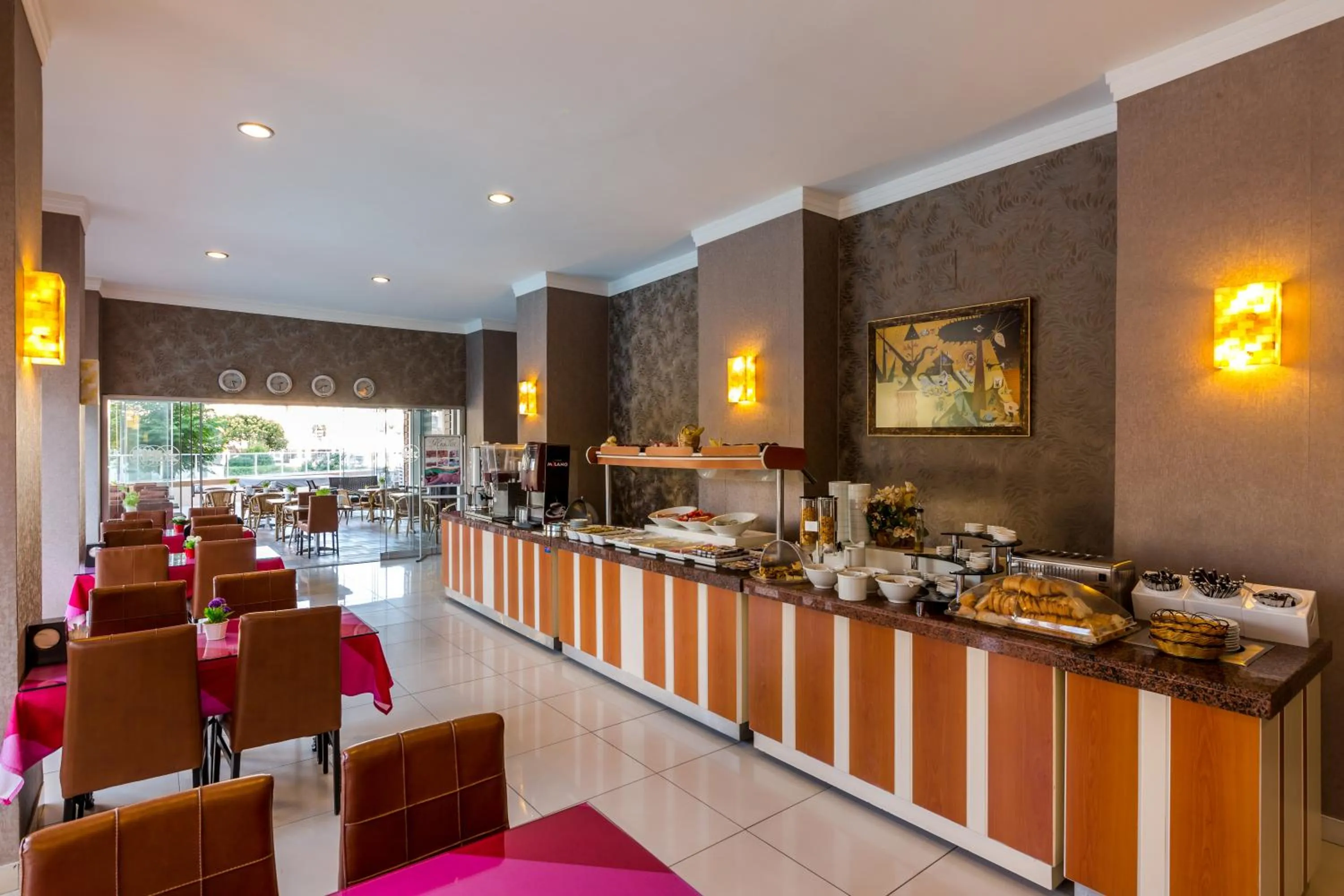 Restaurant/places to eat in Ketenci Otel