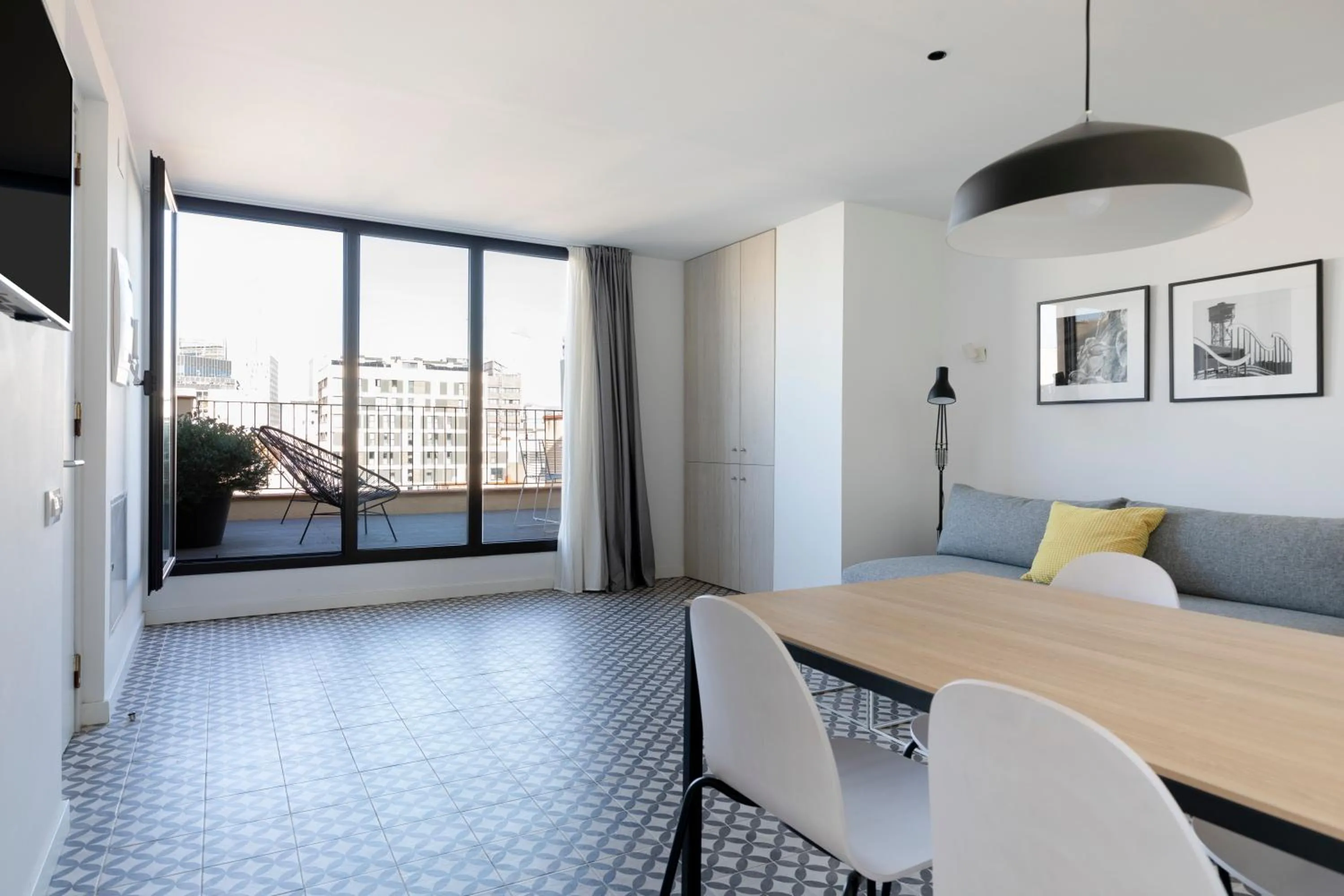 Apartment with Terrace in Aspasios Poble Nou Apartments