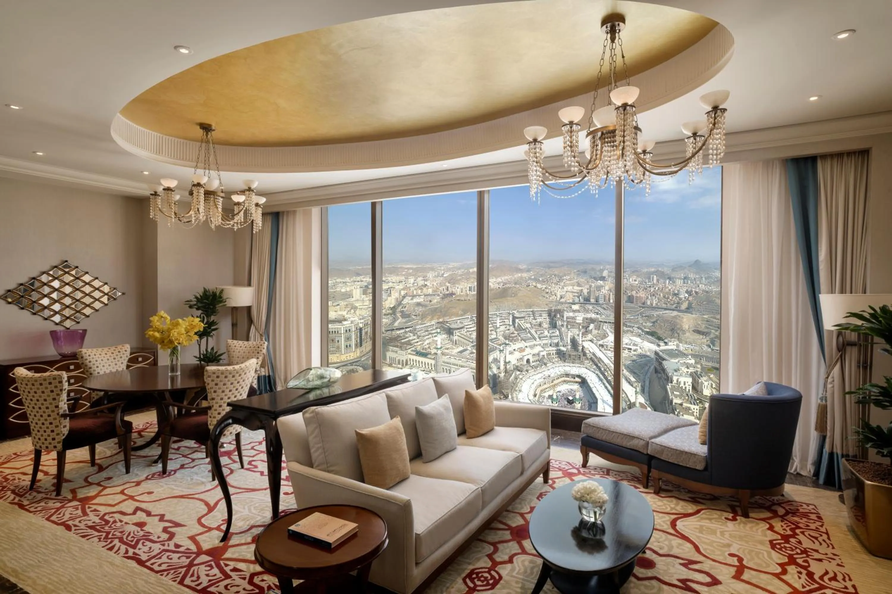 Living room in Makkah Clock Royal Tower, A Fairmont Hotel