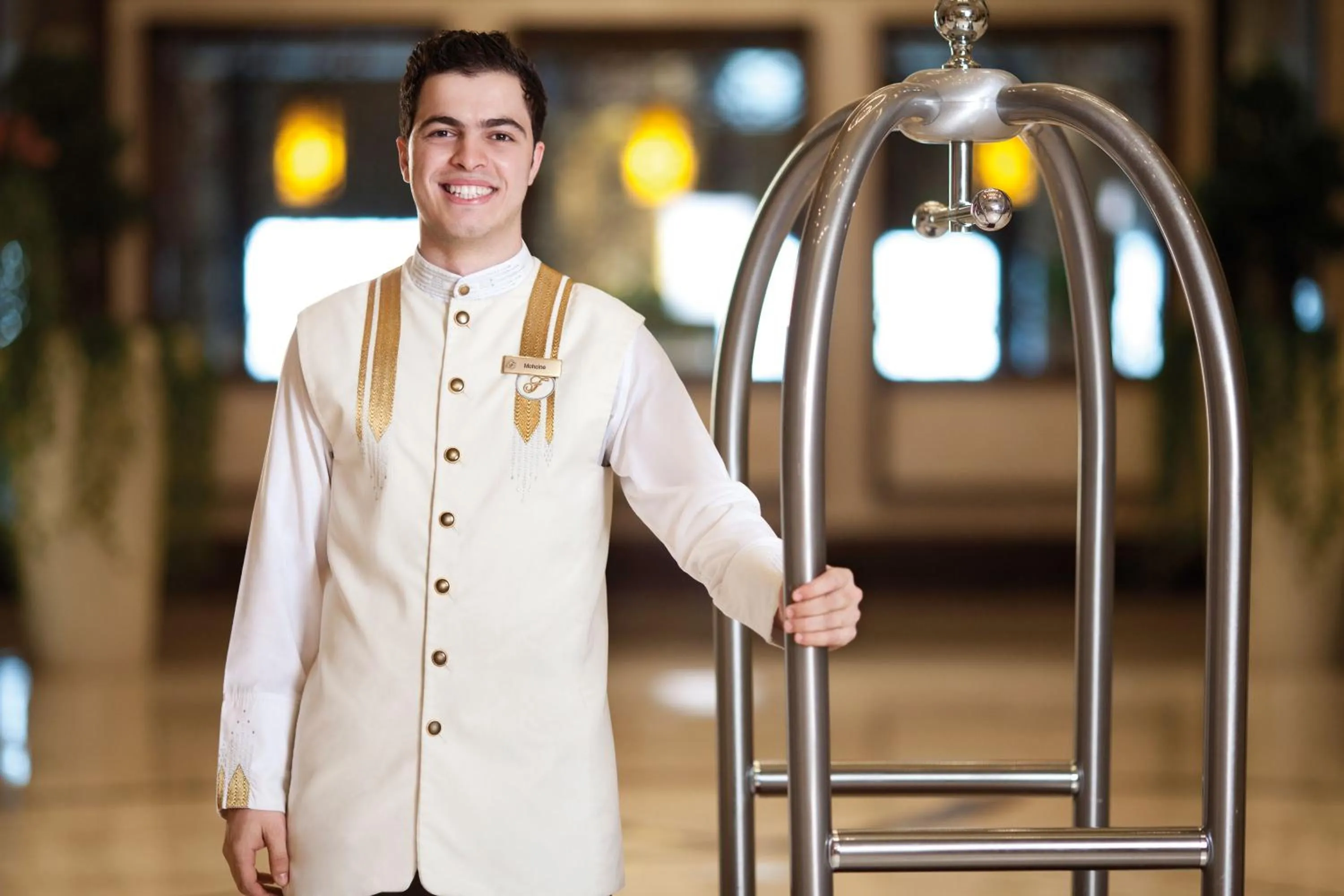 room service in Makkah Clock Royal Tower, A Fairmont Hotel