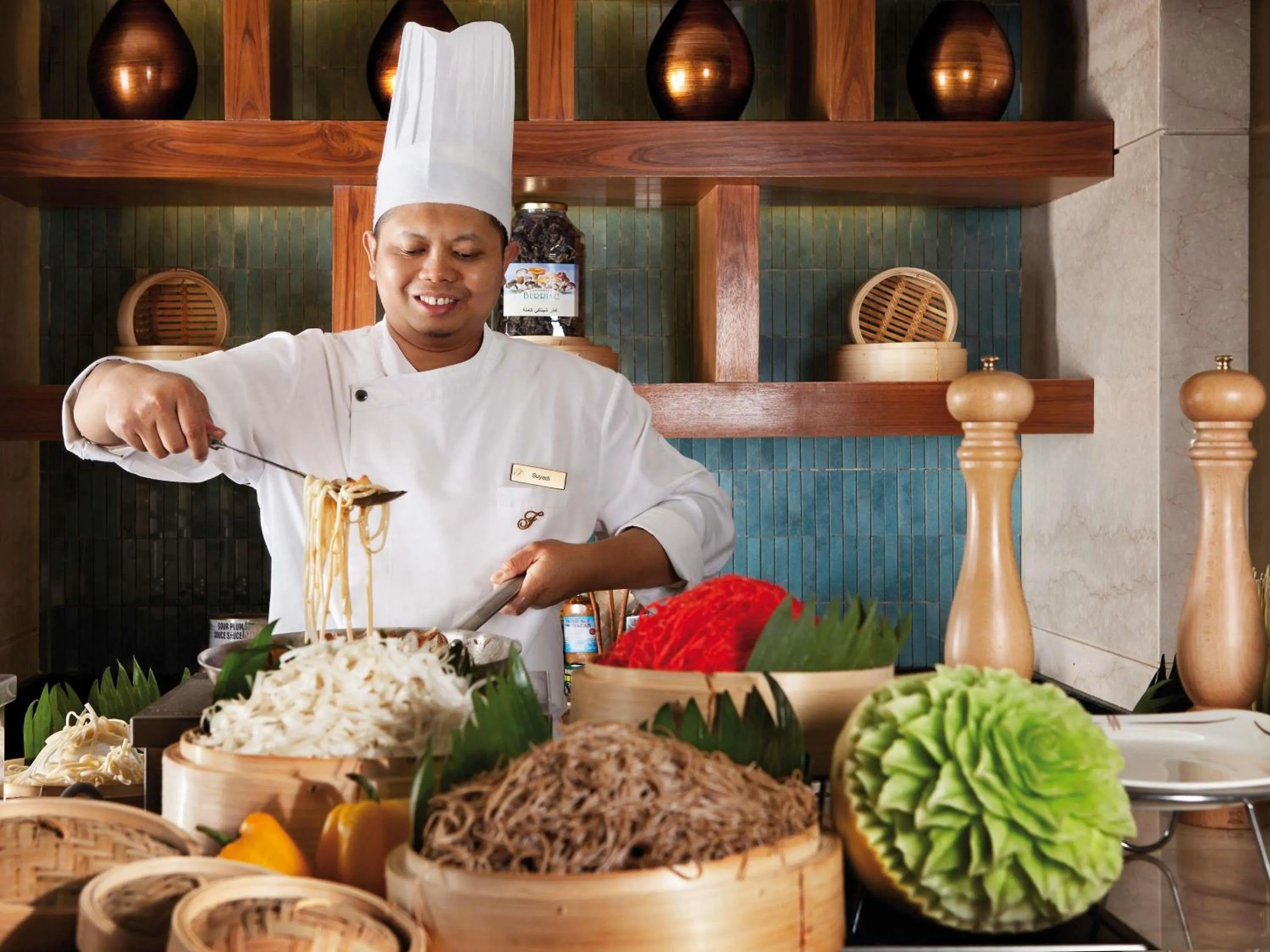 Restaurant/places to eat in Makkah Clock Royal Tower, A Fairmont Hotel