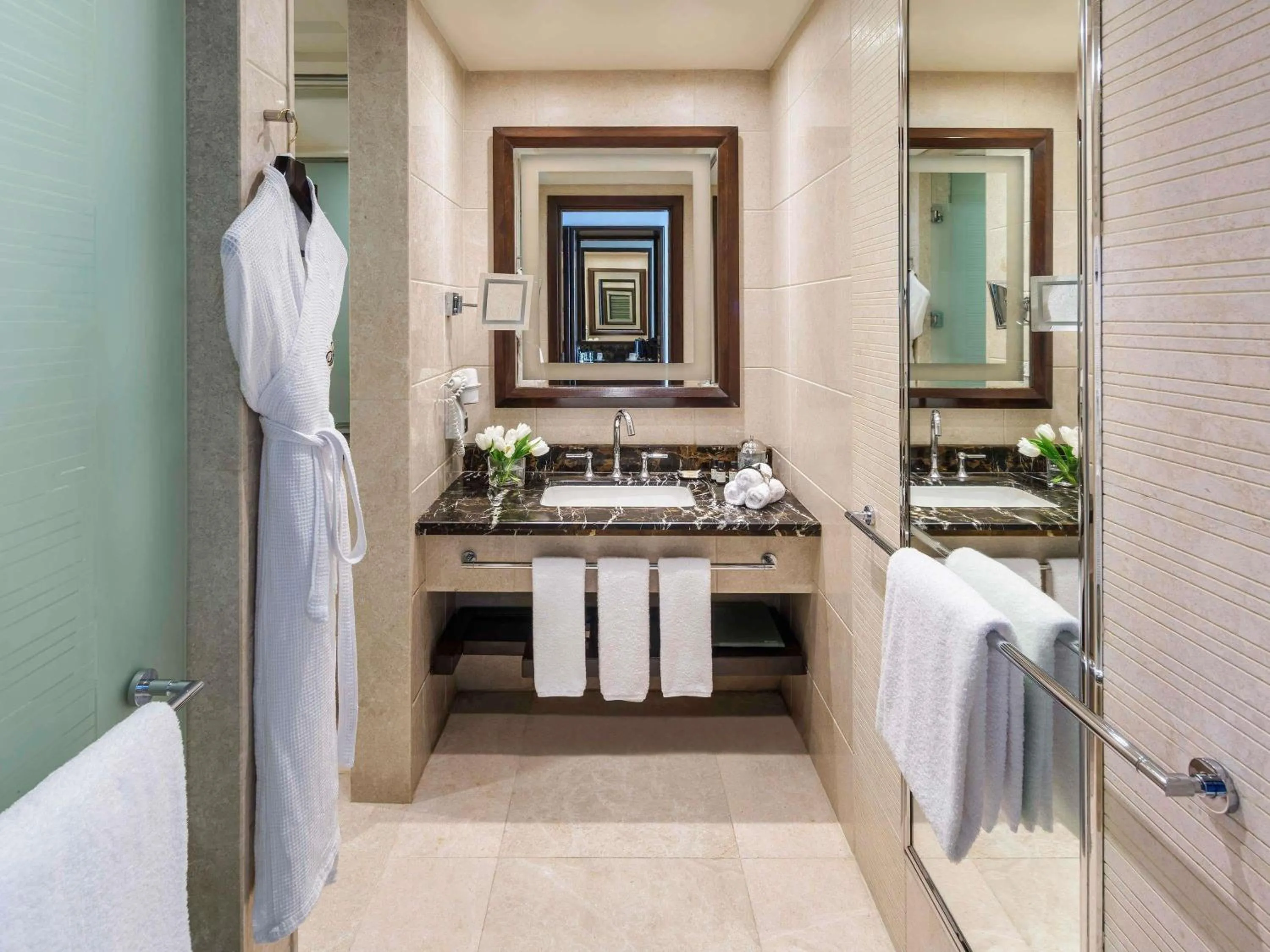 Bedroom in Makkah Clock Royal Tower, A Fairmont Hotel