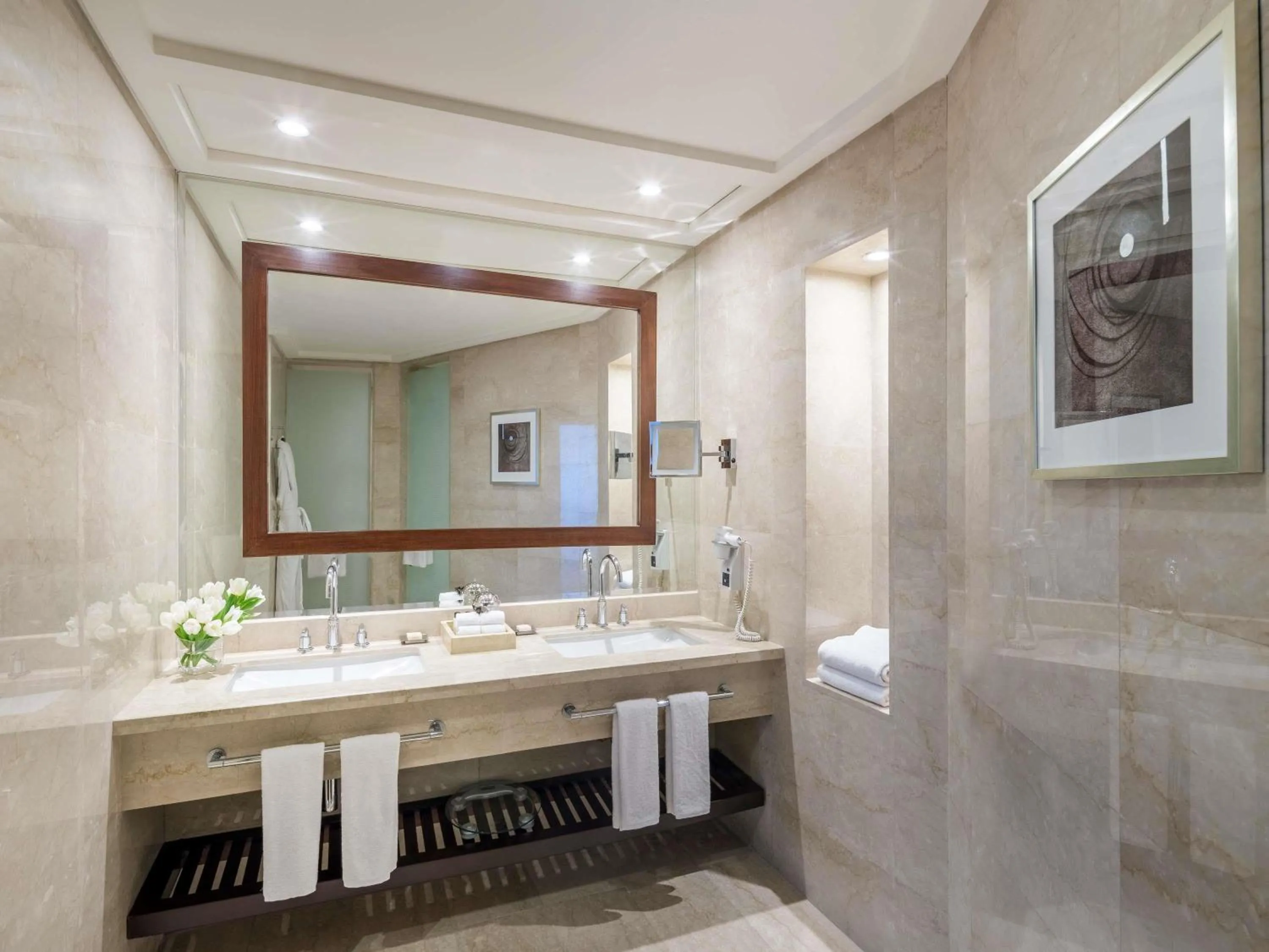 Bedroom in Makkah Clock Royal Tower, A Fairmont Hotel