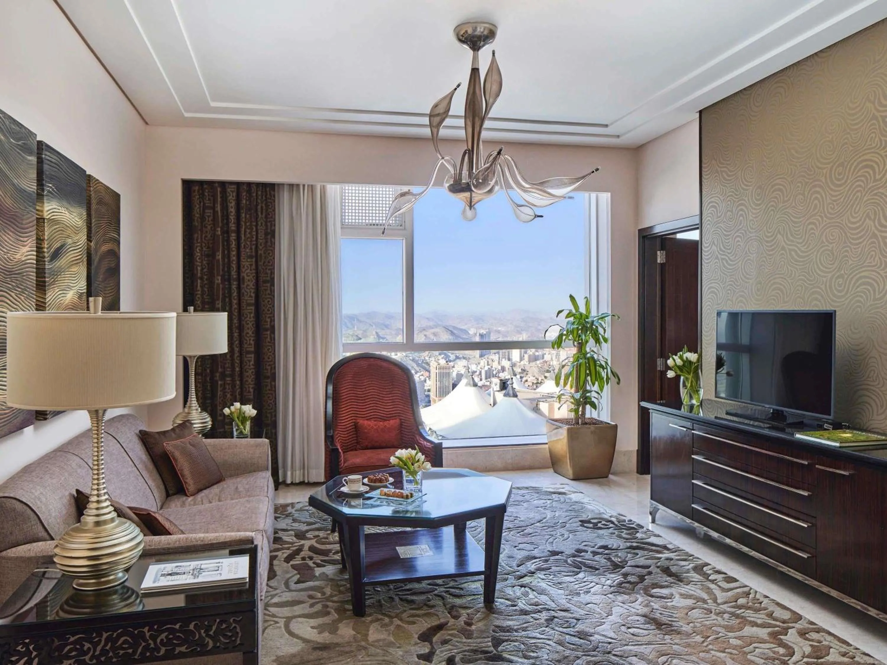 Bedroom in Makkah Clock Royal Tower, A Fairmont Hotel