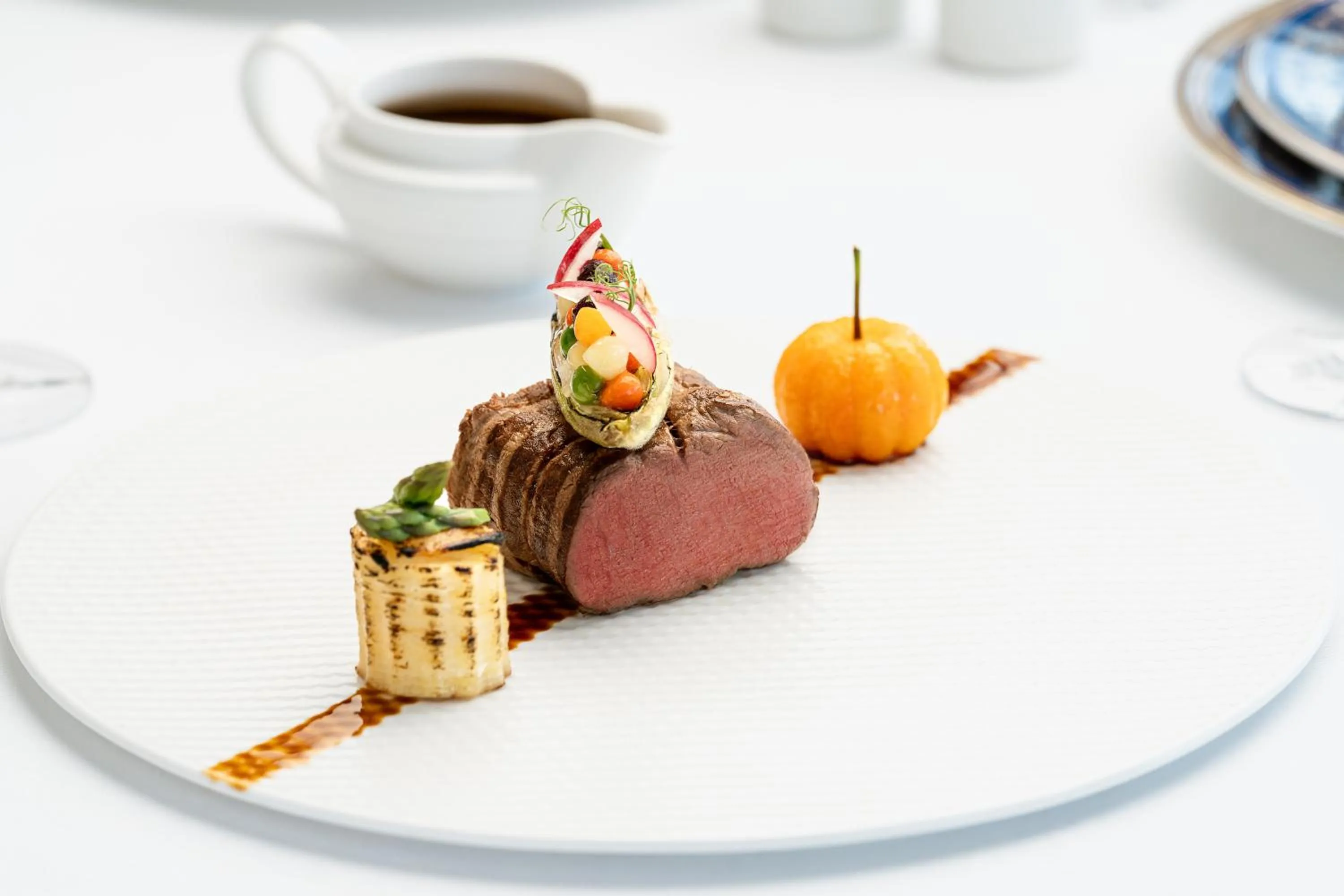 Restaurant/places to eat in Makkah Clock Royal Tower, A Fairmont Hotel