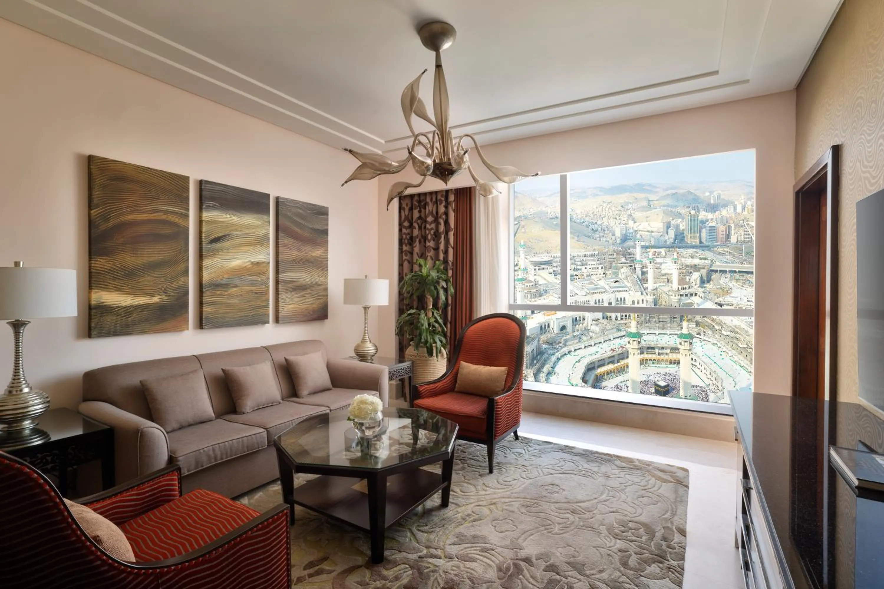 Living room in Makkah Clock Royal Tower, A Fairmont Hotel