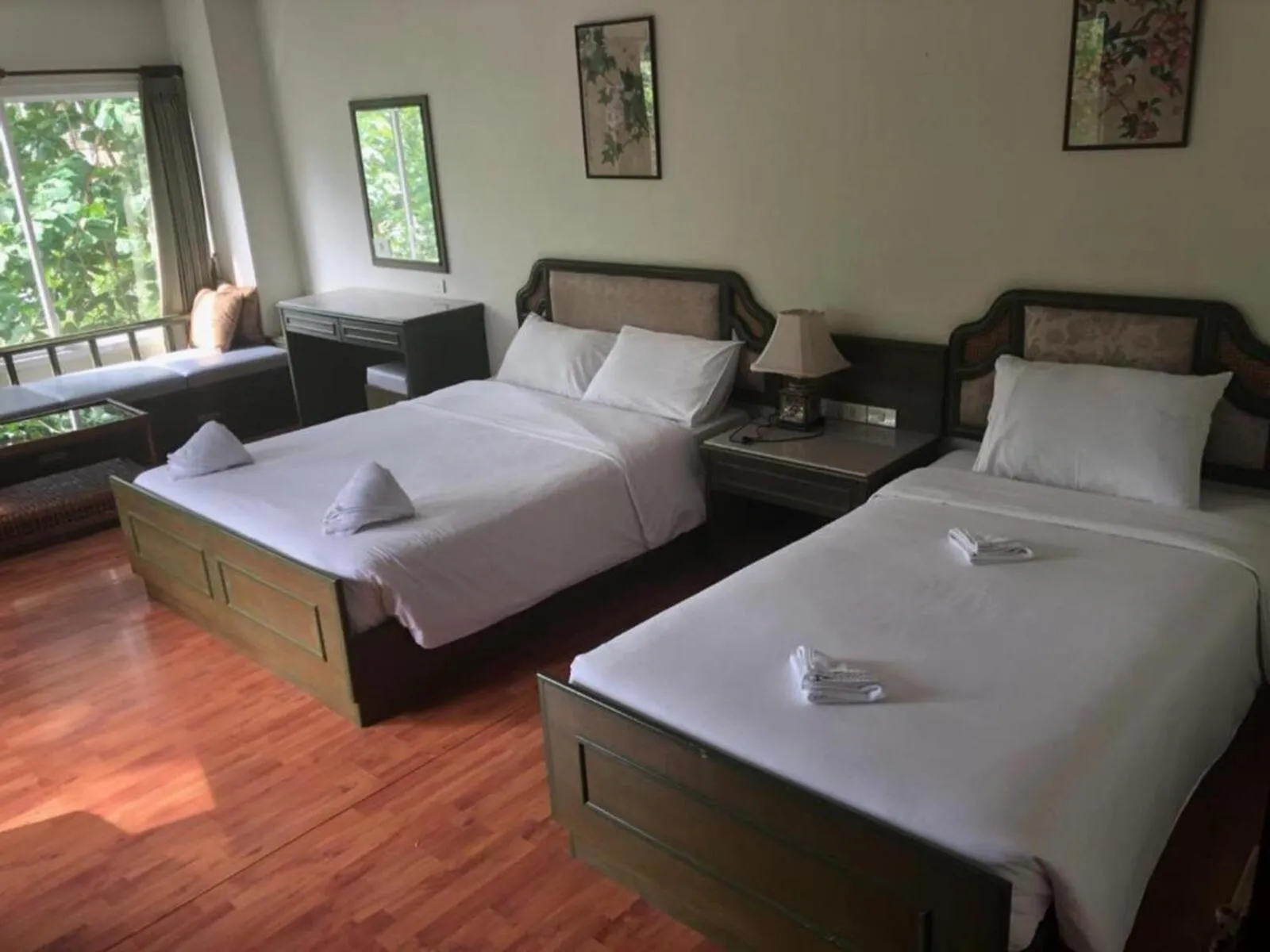 Bed in Chaweng Tara Hotel