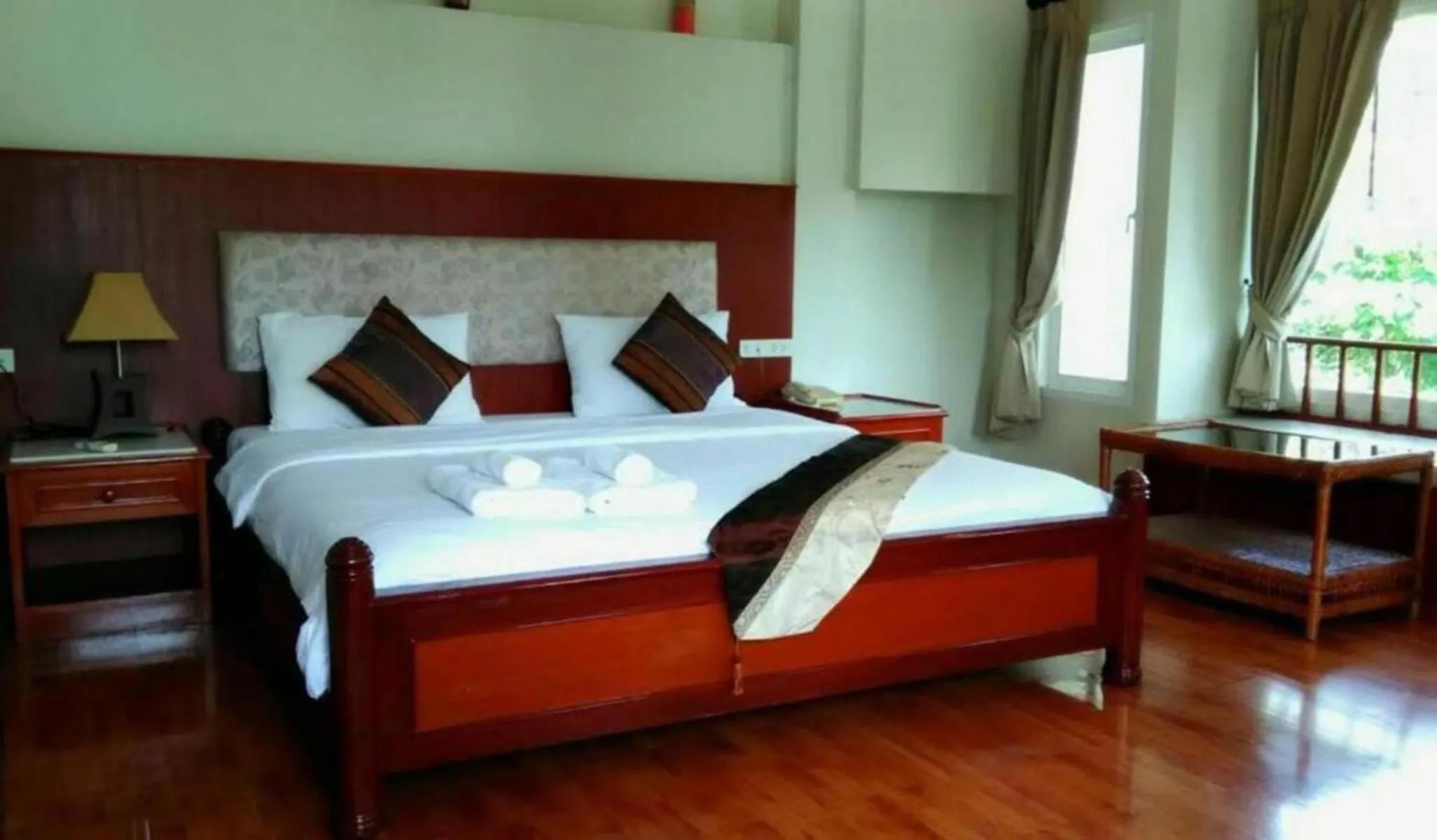 Bed in Chaweng Tara Hotel