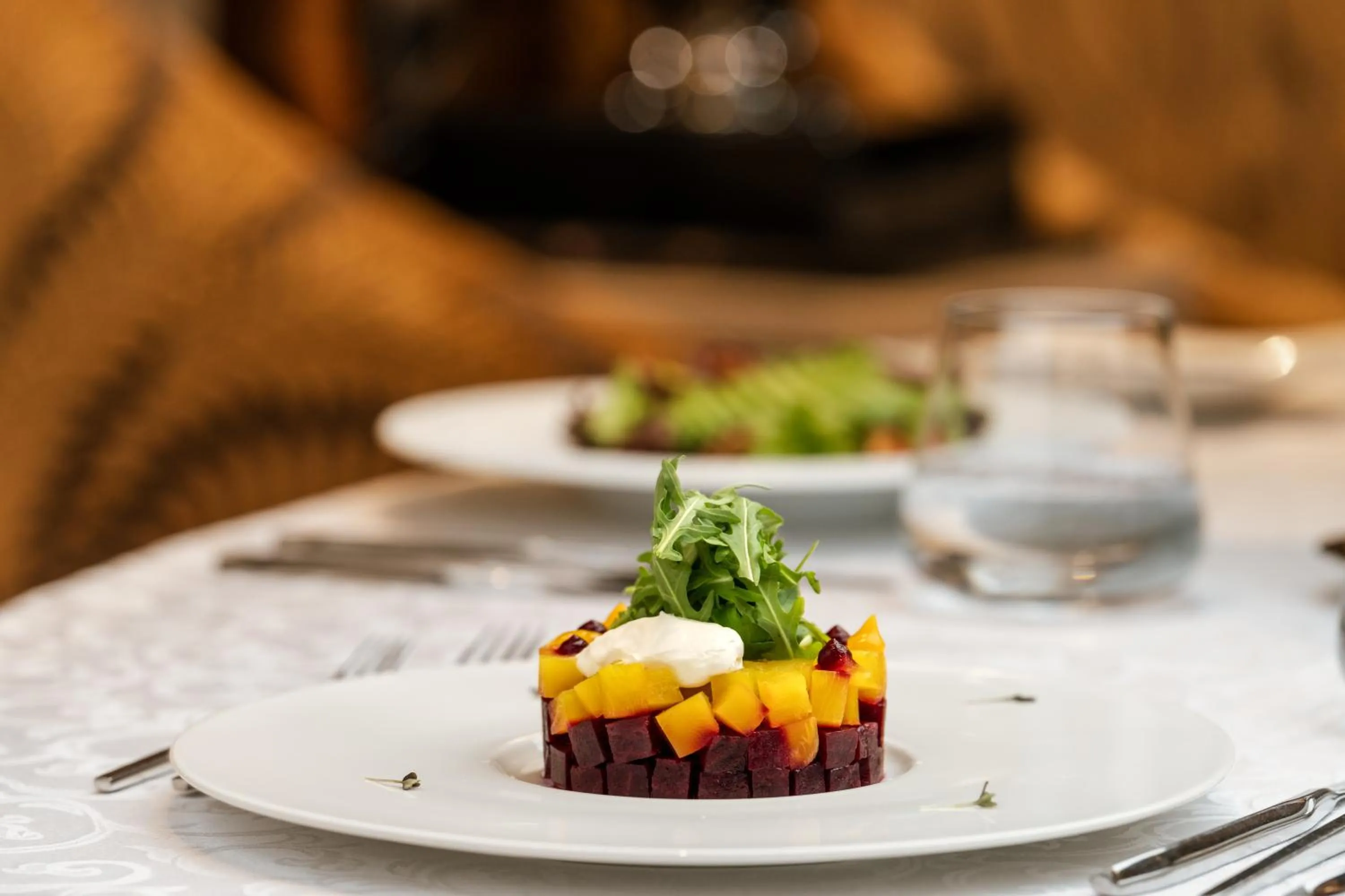 Restaurant/places to eat in Raffles Makkah Palace