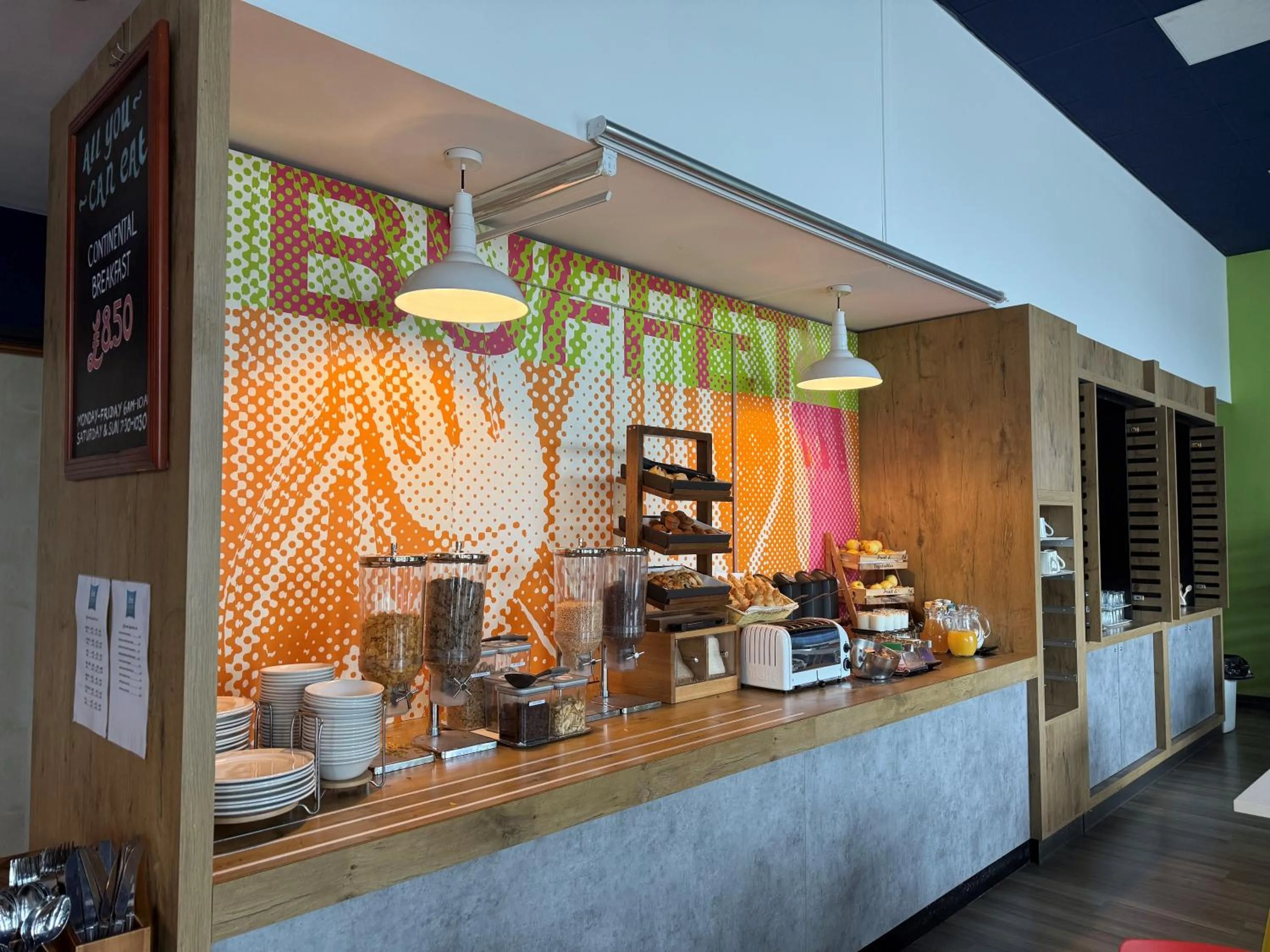 Coffee/tea facilities in ibis budget Leeds Centre Crown Point Road