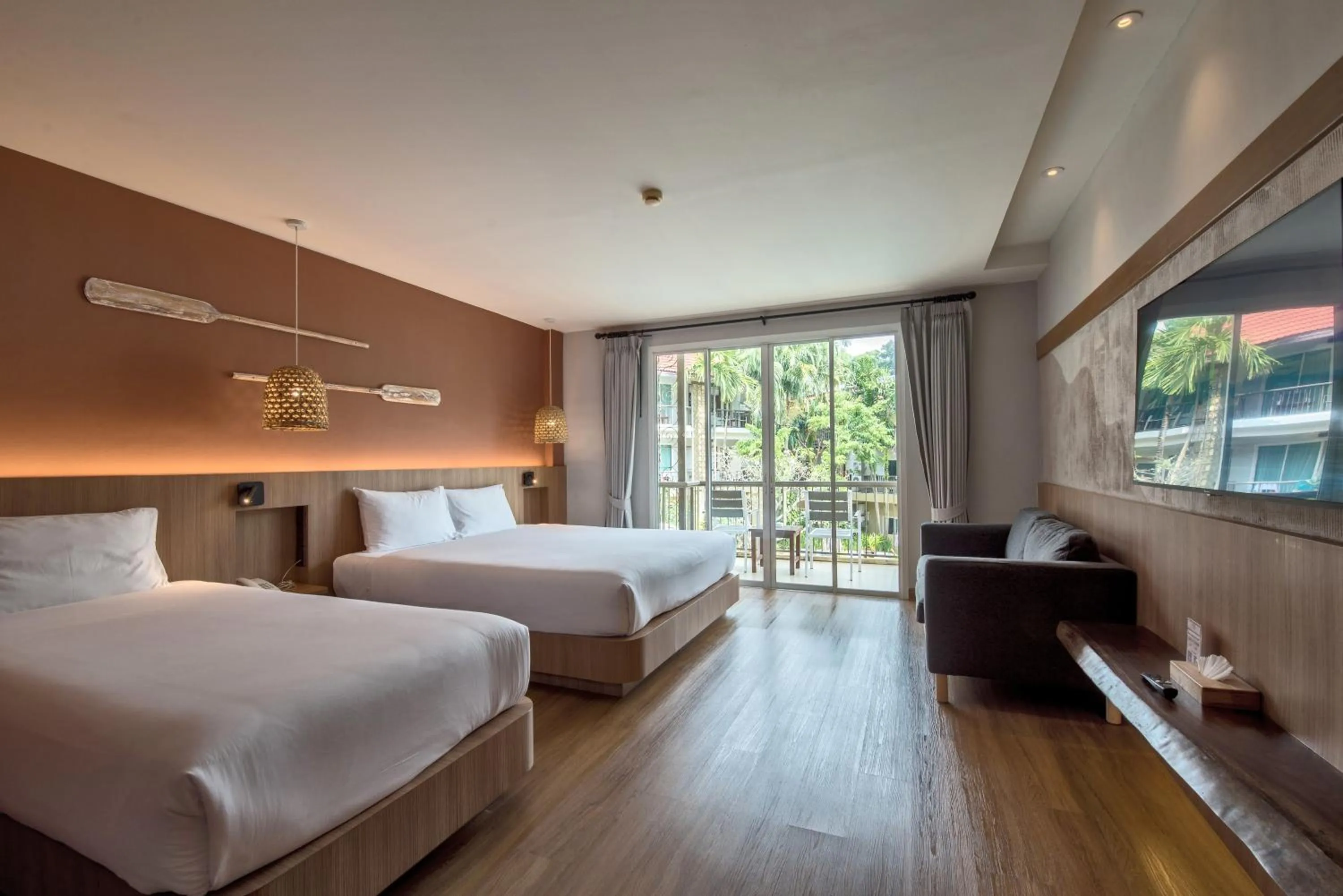 Bedroom, Bed in Baan Karon Resort