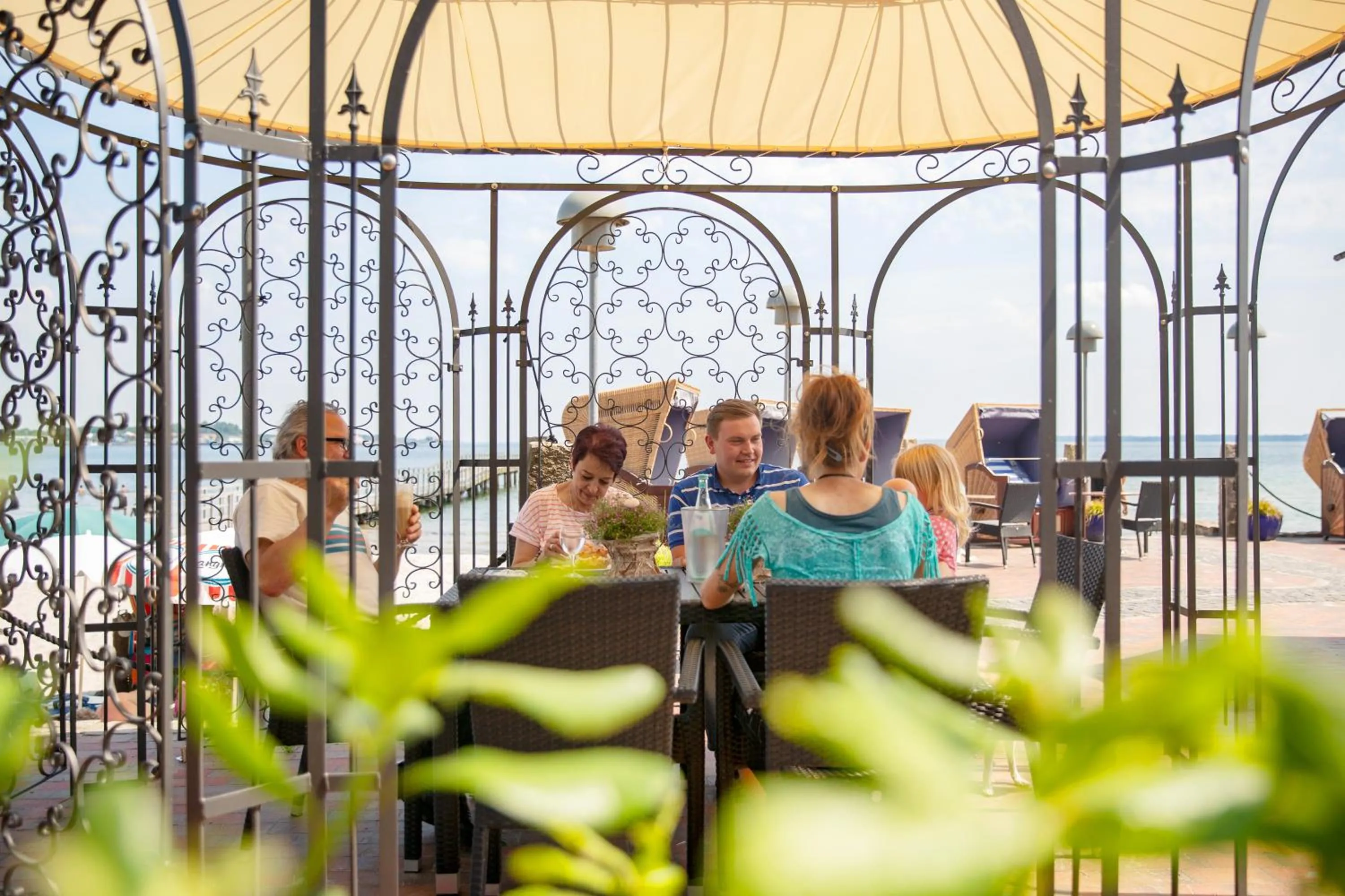 People in Hotel Seelust