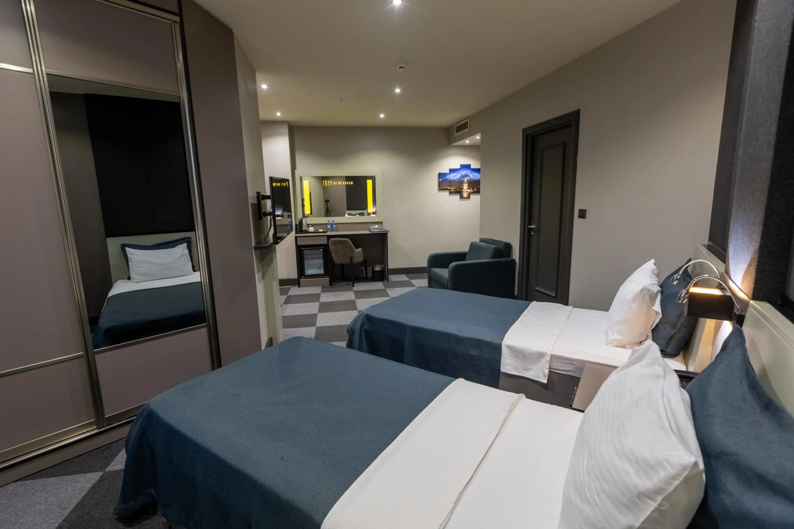 Photo of the whole room, Bed in Tryp By Wyndham Istanbul Sancaktepe