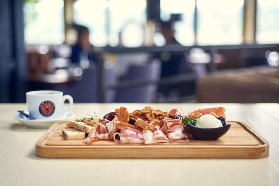 Tourist Resort Ribarsko Ostrvo