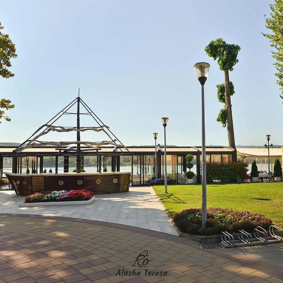 Tourist Resort Ribarsko Ostrvo