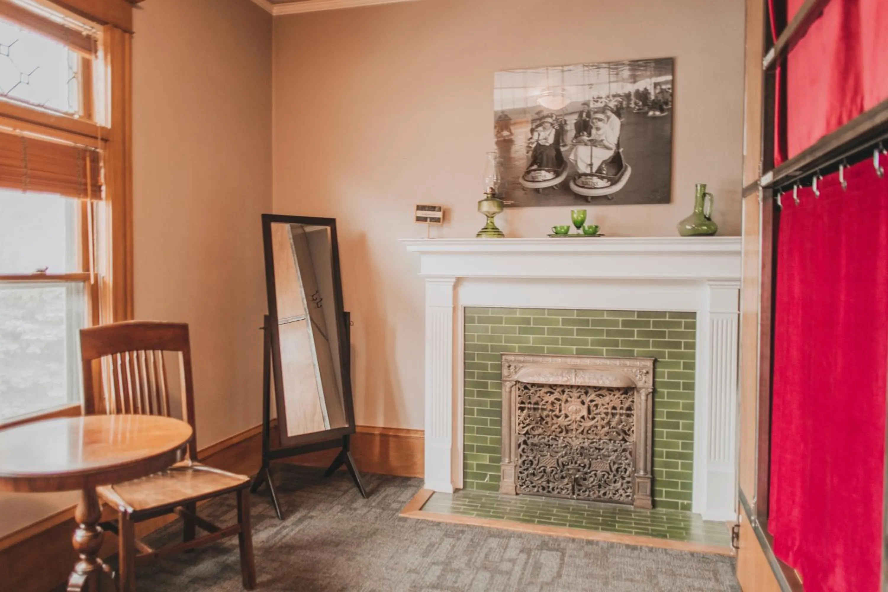 flat iron in Ember Hostel