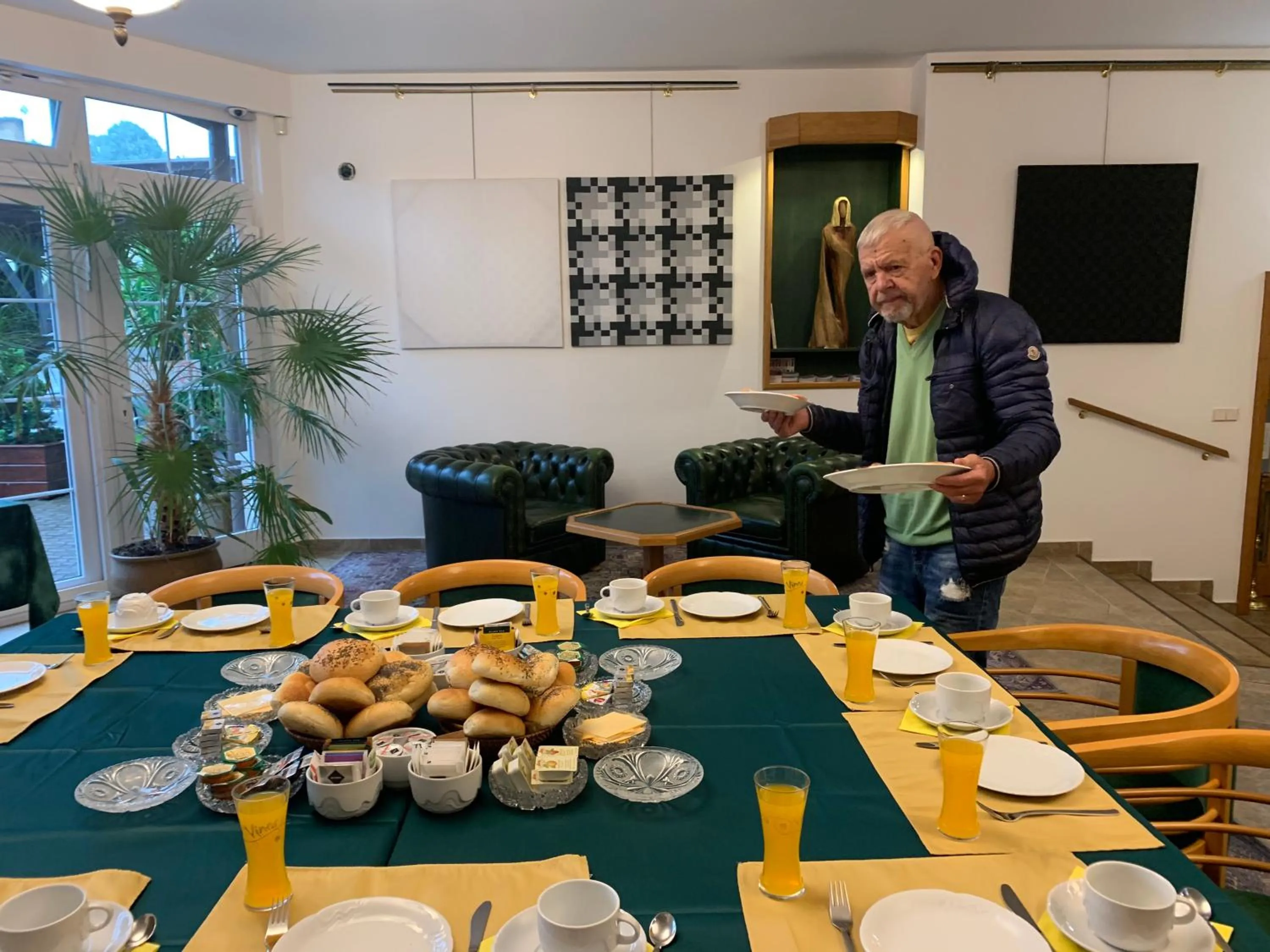 Continental breakfast in Antik Hotel Sofia