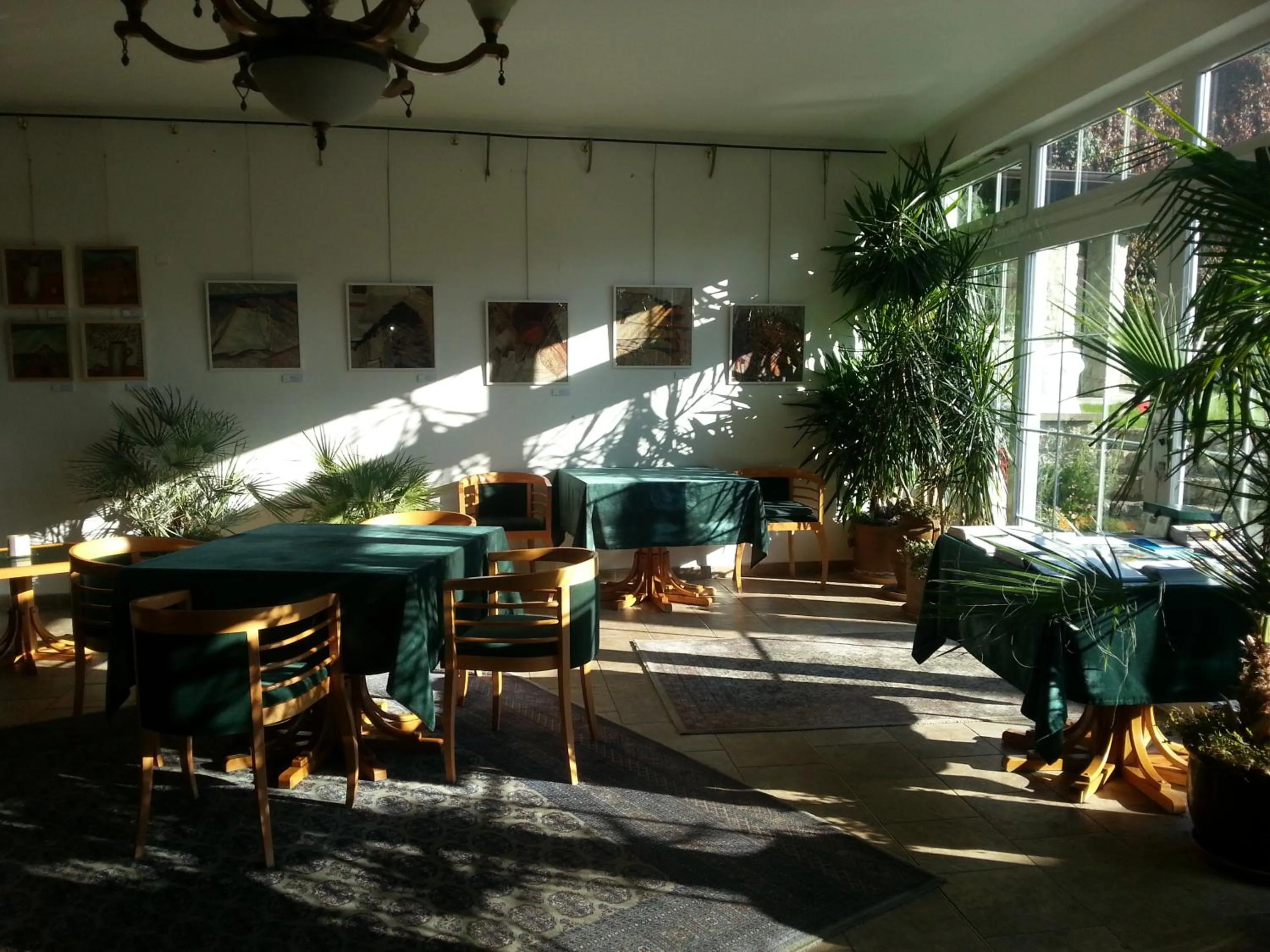 Restaurant/places to eat in Antik Hotel Sofia