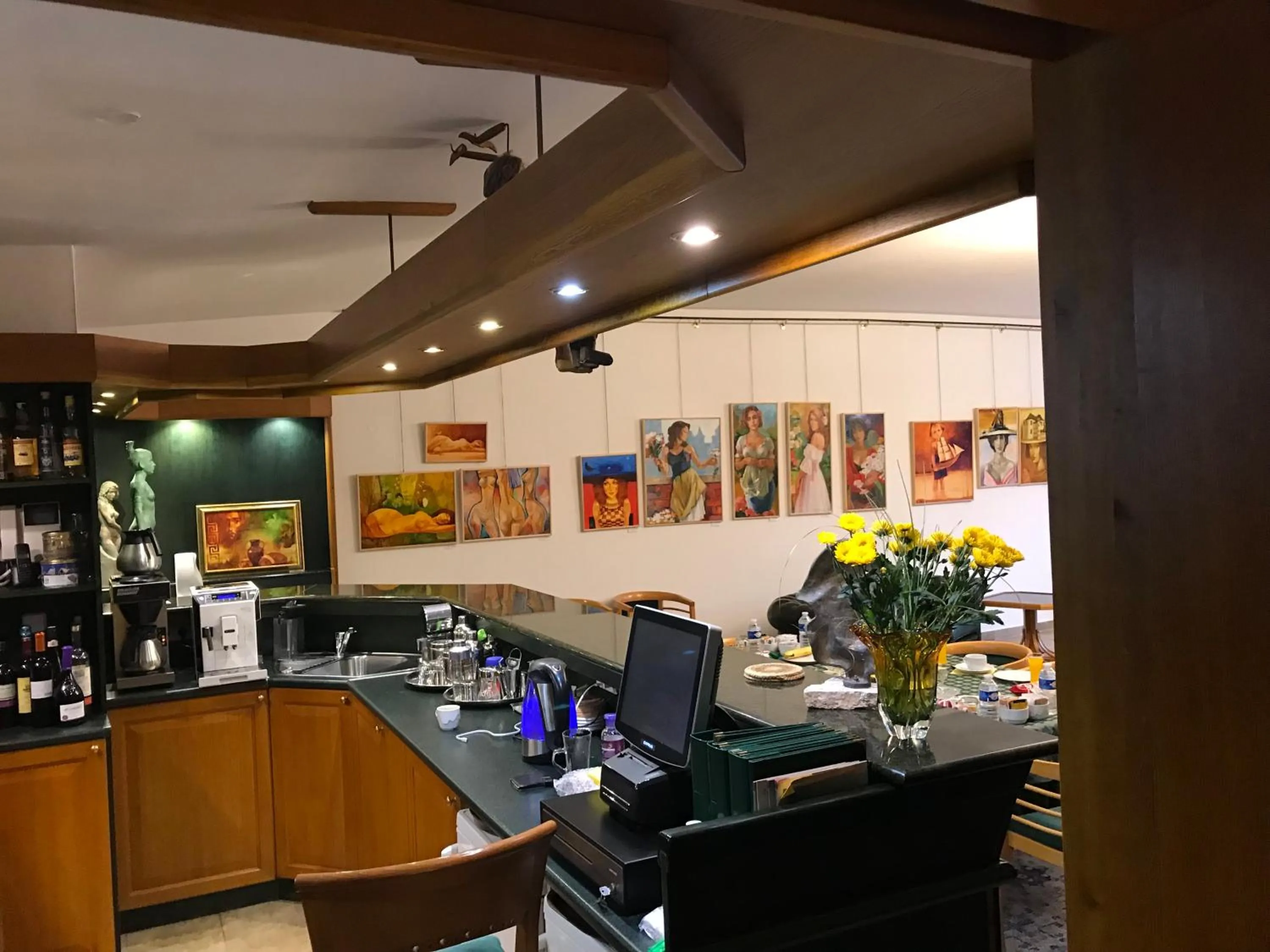 Restaurant/places to eat in Antik Hotel Sofia