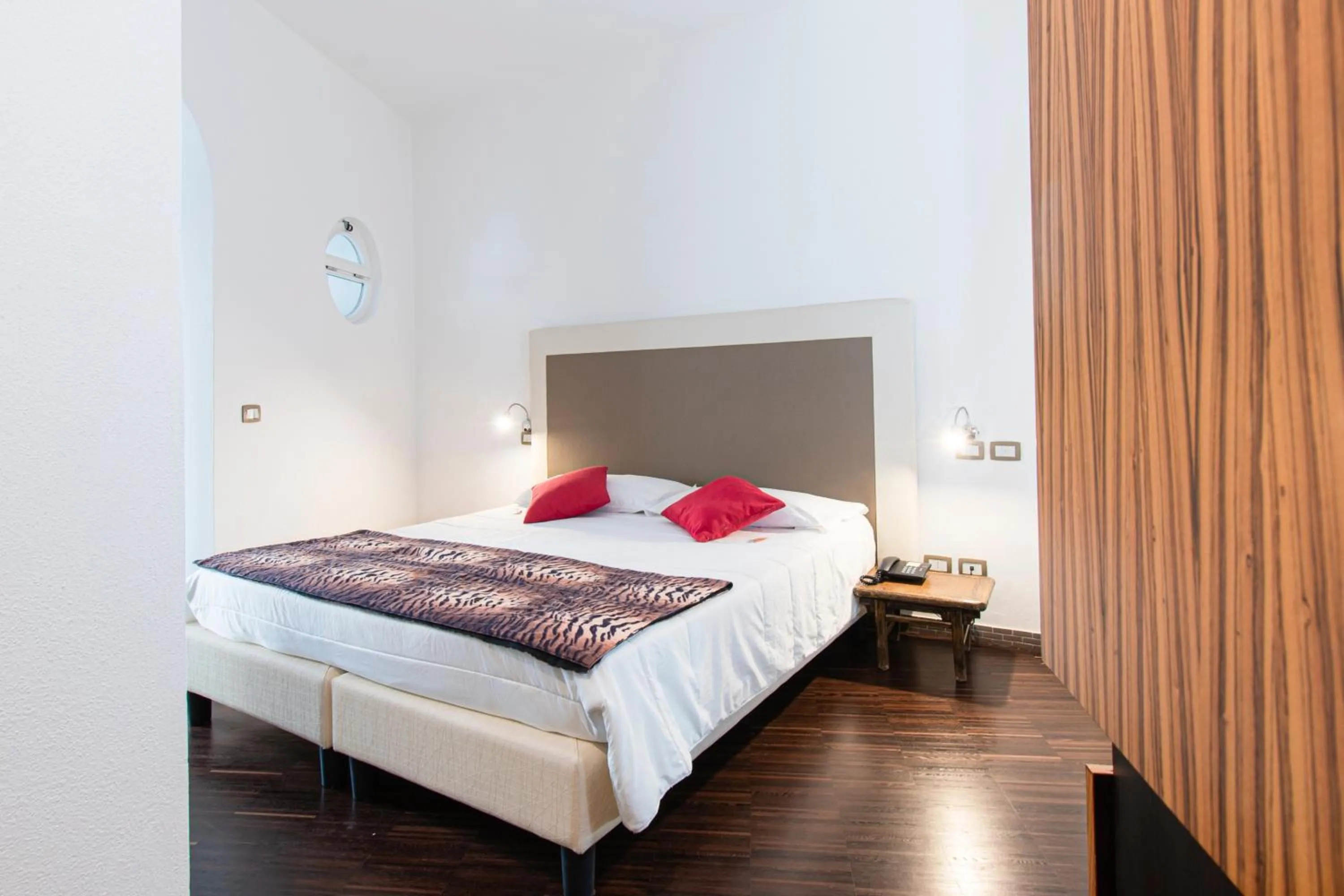 Bedroom, Bed in Marina 10 Design Hotel & SPA