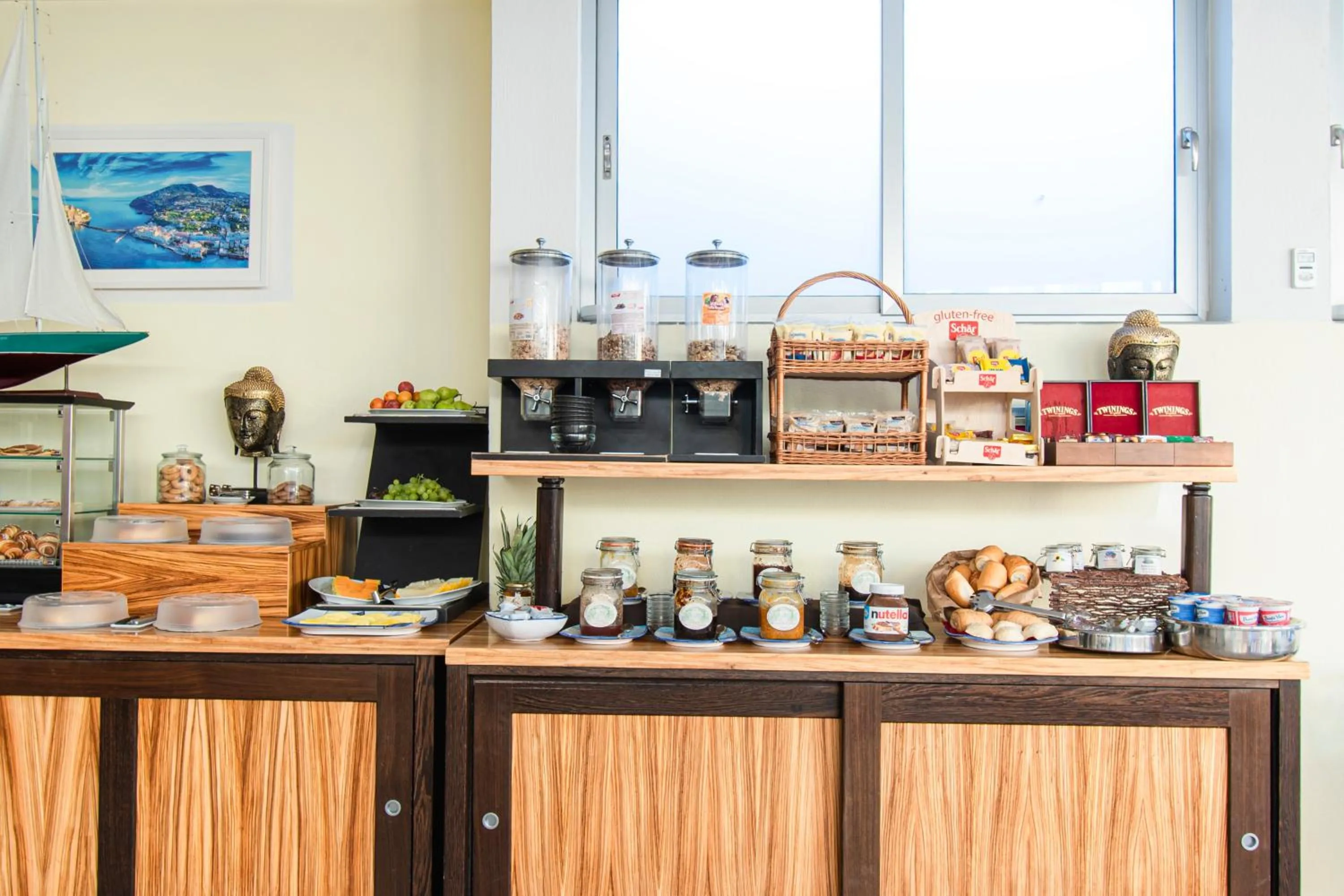 Breakfast in Marina 10 Design Hotel & SPA