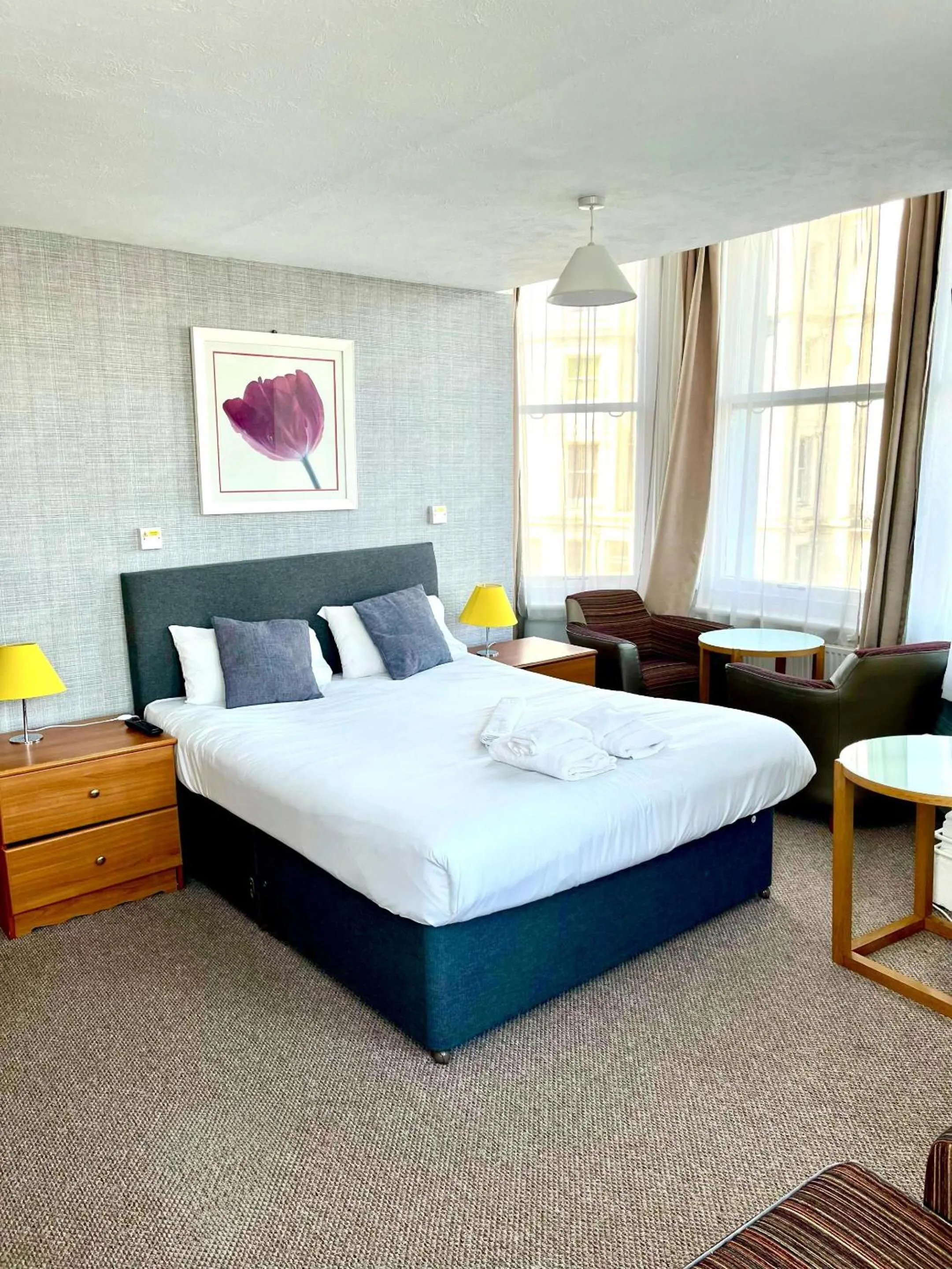 Bedroom, Bed in Carlton Court Hotel Eastbourne