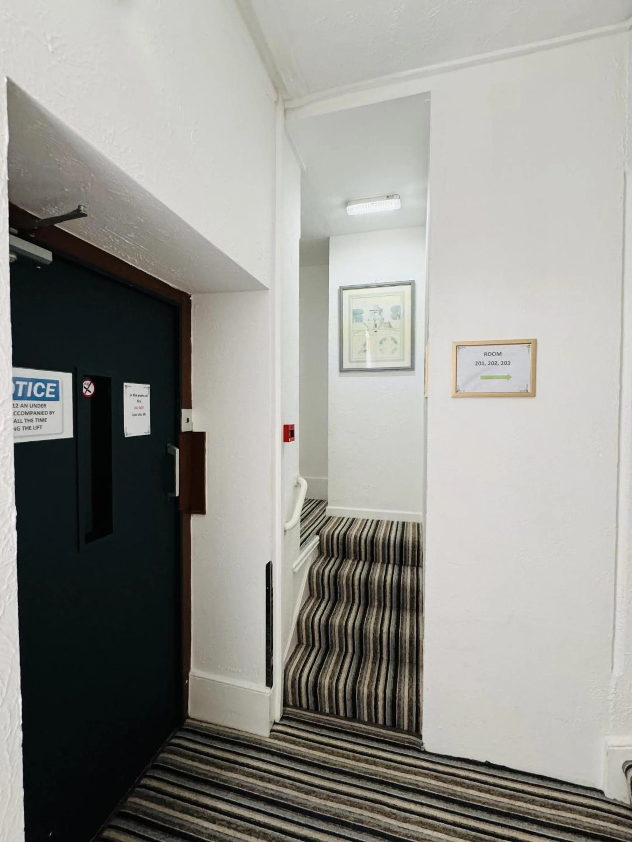 Other, Bed in Carlton Court Hotel Eastbourne