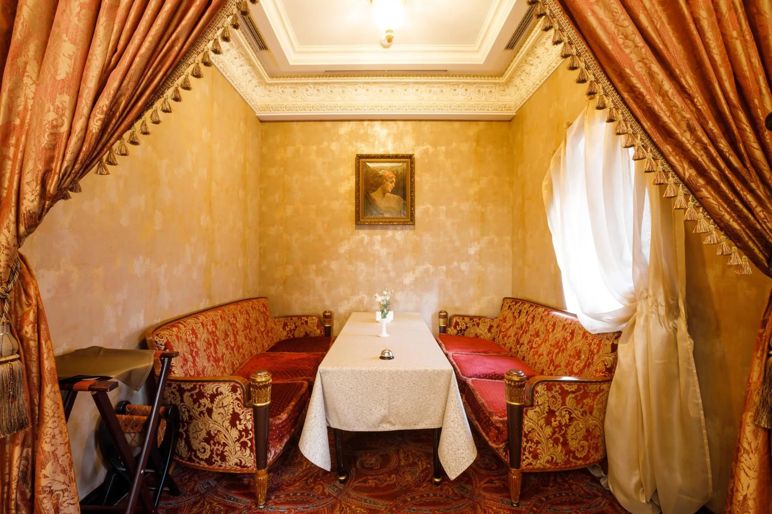 Restaurant/places to eat in Axelhof Boutique Hotel