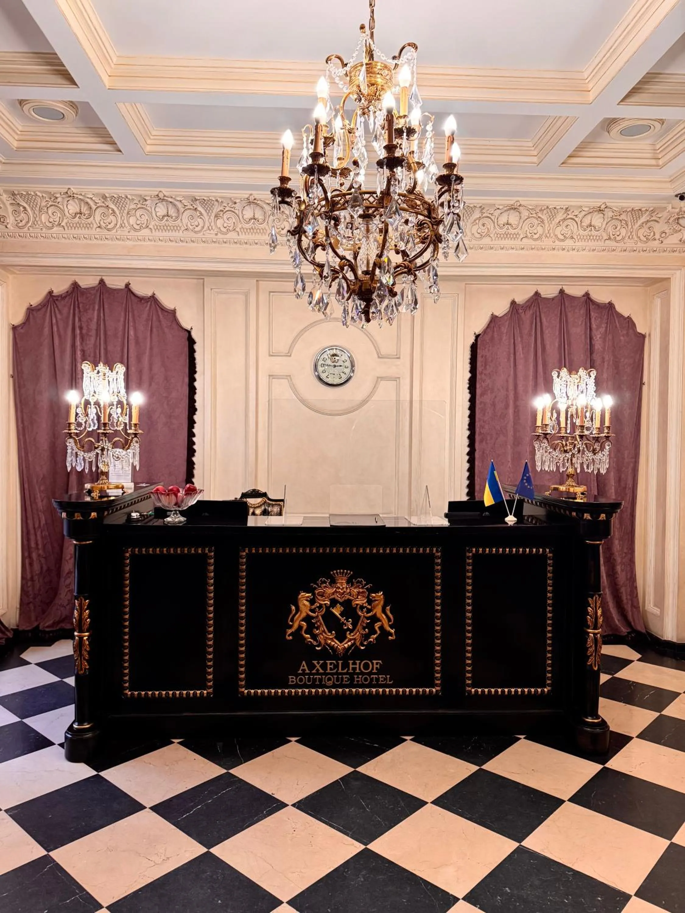 Lobby or reception in Axelhof Boutique Hotel