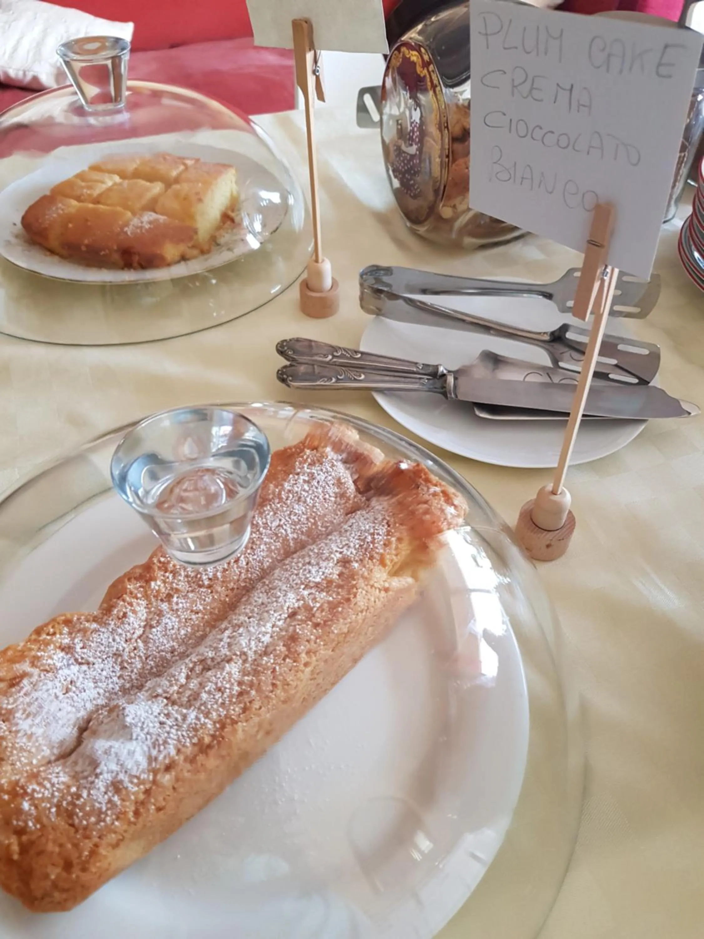 Breakfast in B&B A CASA DI MONICA