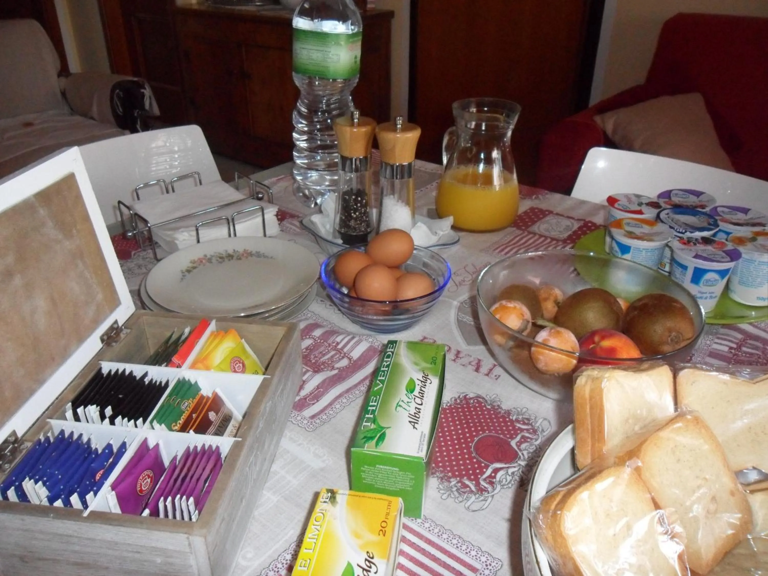 Breakfast in B&B A CASA DI MONICA