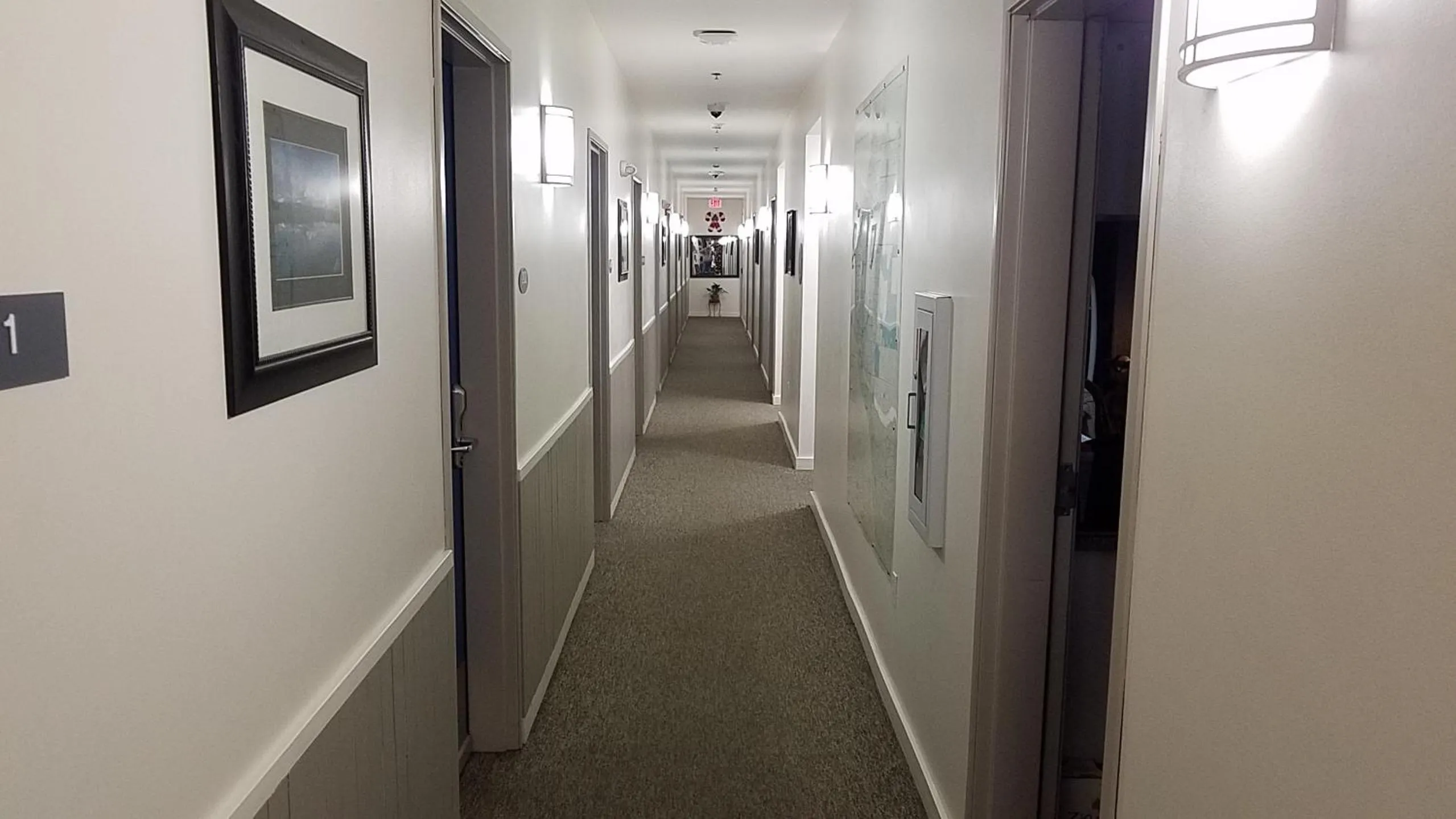 Area and facilities in Ingra House Hotel