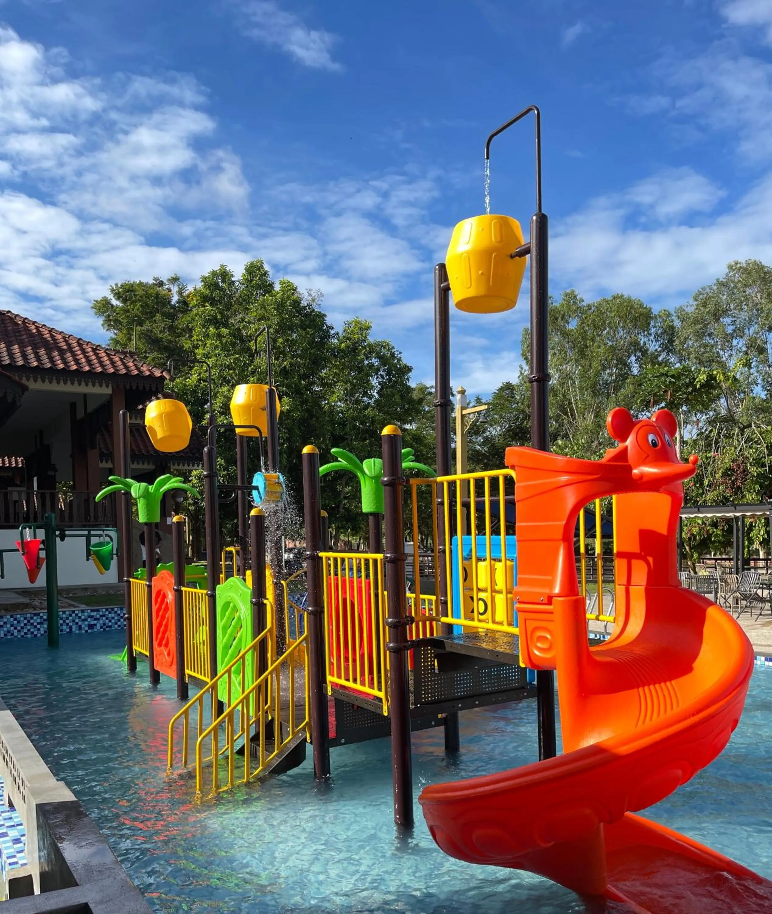 Swimming pool in Sayong Resort