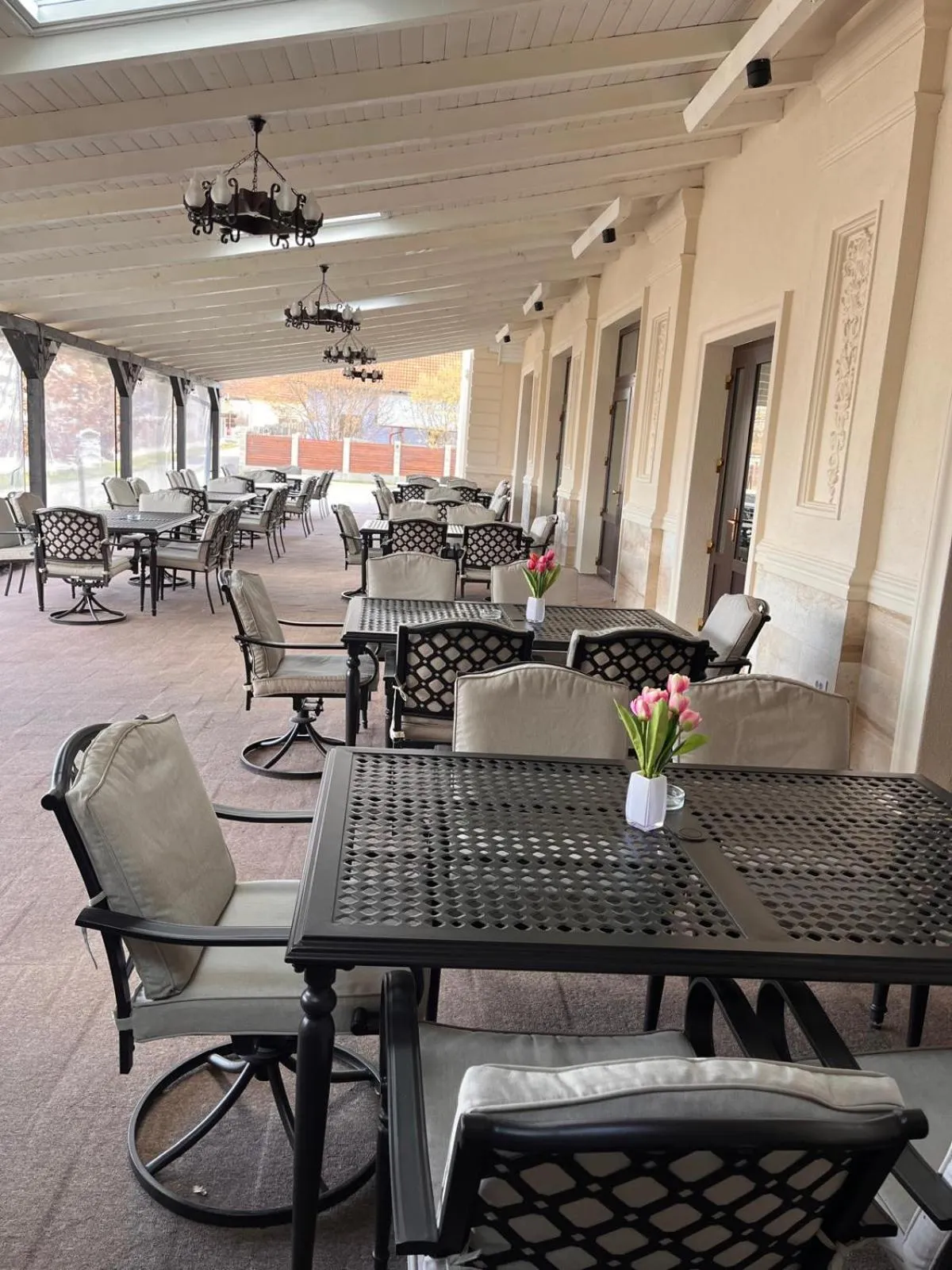 Restaurant/places to eat in Perla Muresului