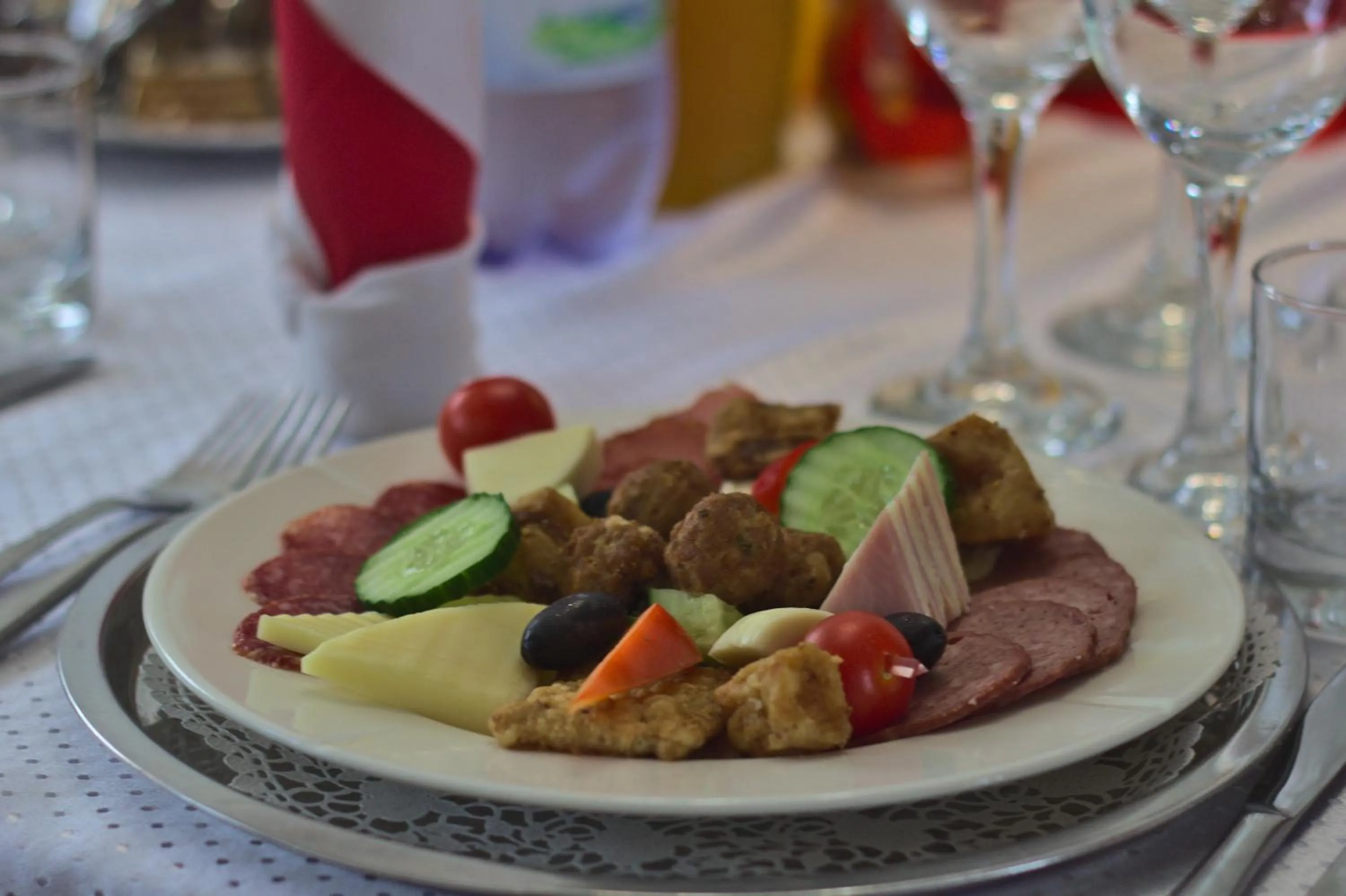 Food and drinks in Perla Muresului