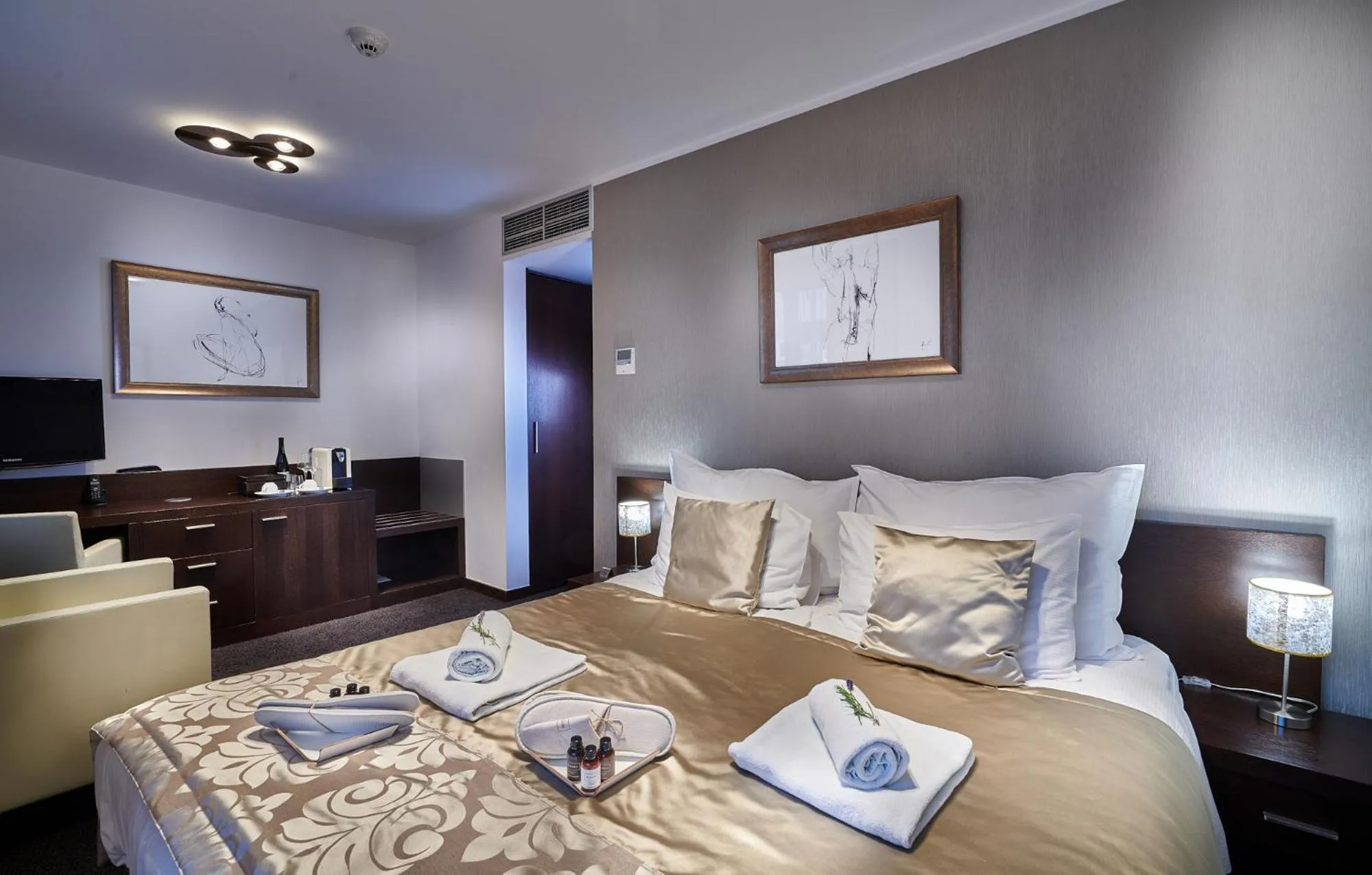 Bed in Boutique Hotel Chrysso