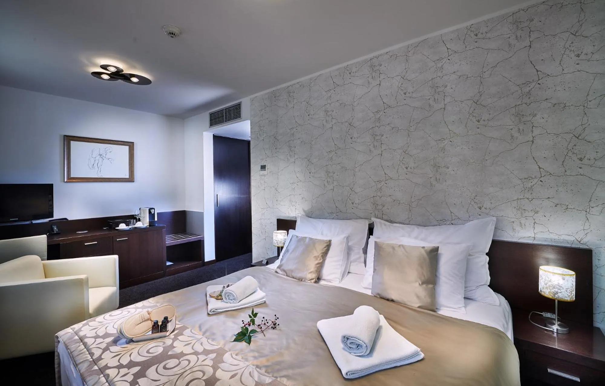 Bed in Boutique Hotel Chrysso