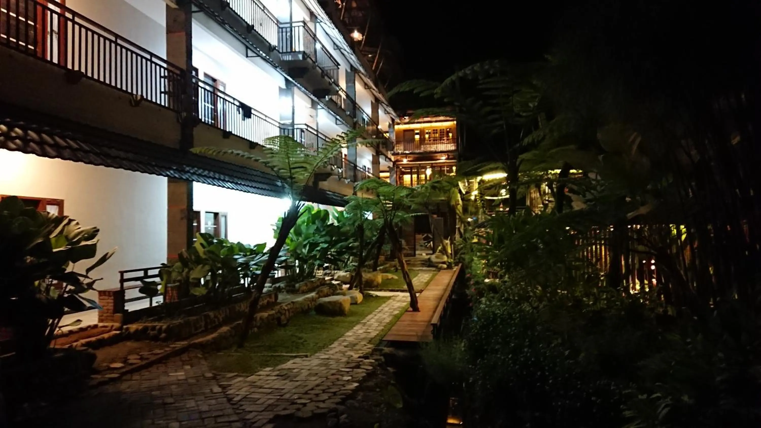 Property building in Hotel Kalang Ulu