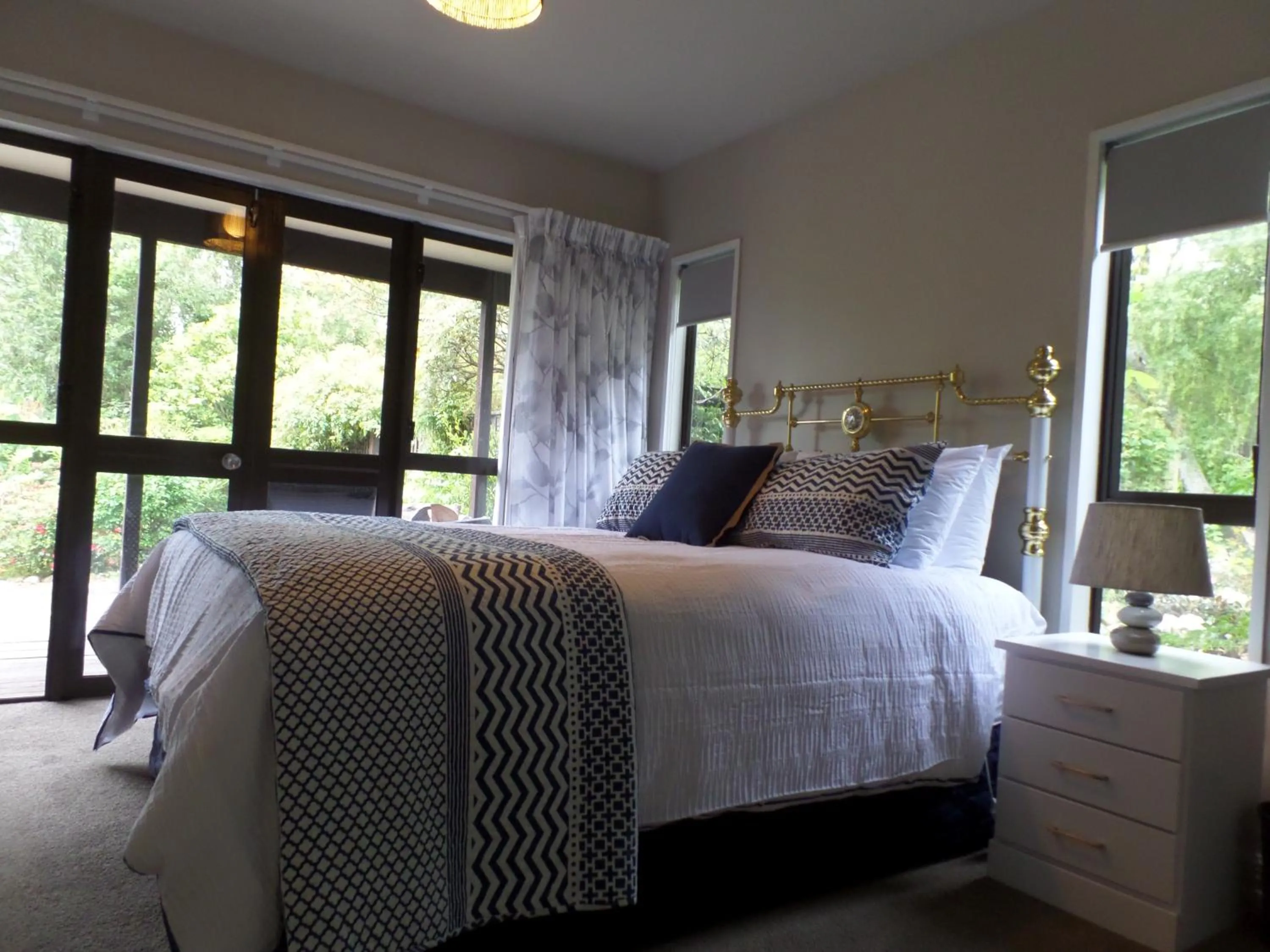 Bedroom, Bed in Riverstone House