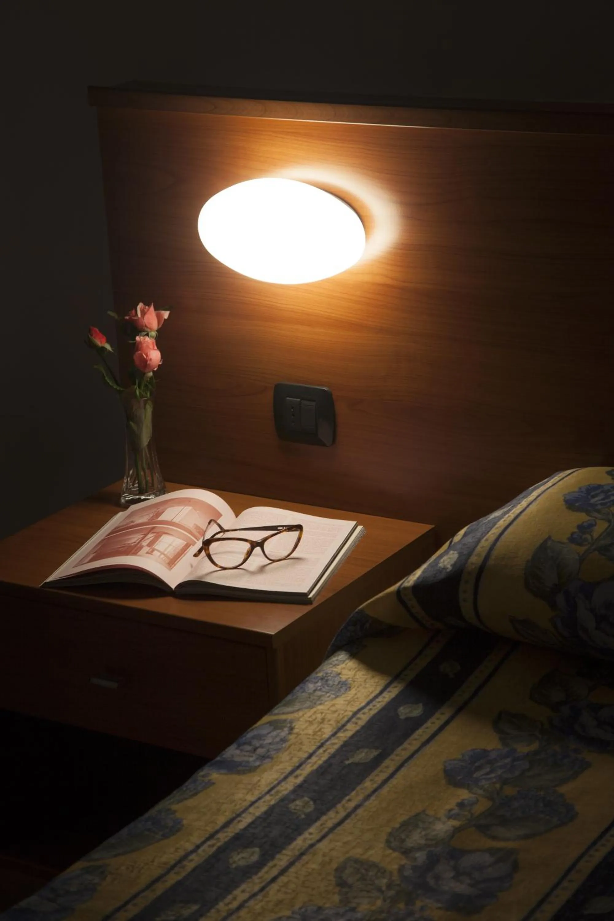 Decorative detail, Bed in Hotel Naonis