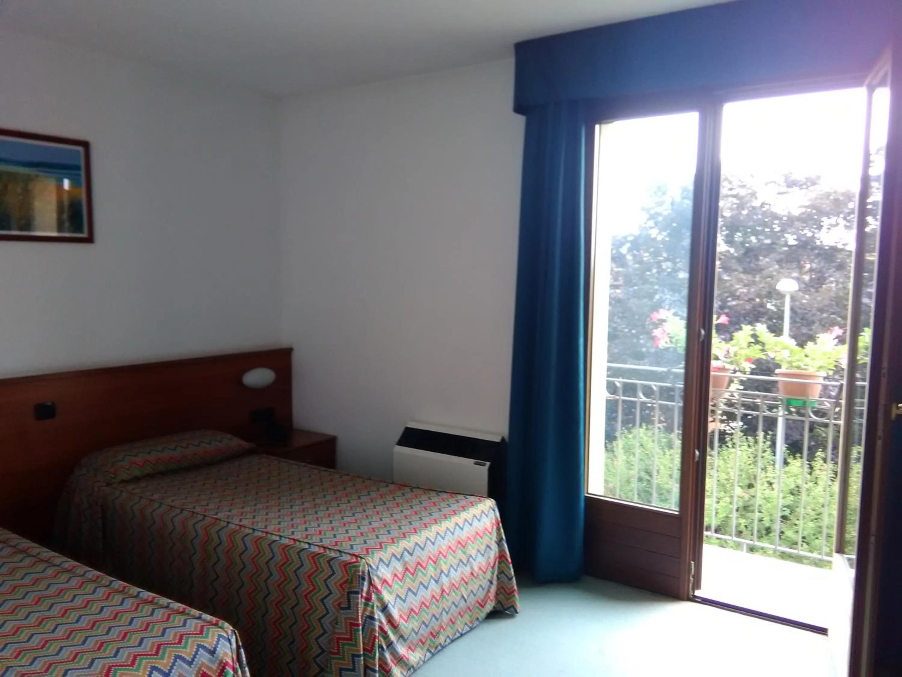 Photo of the whole room, Bed in Hotel Naonis