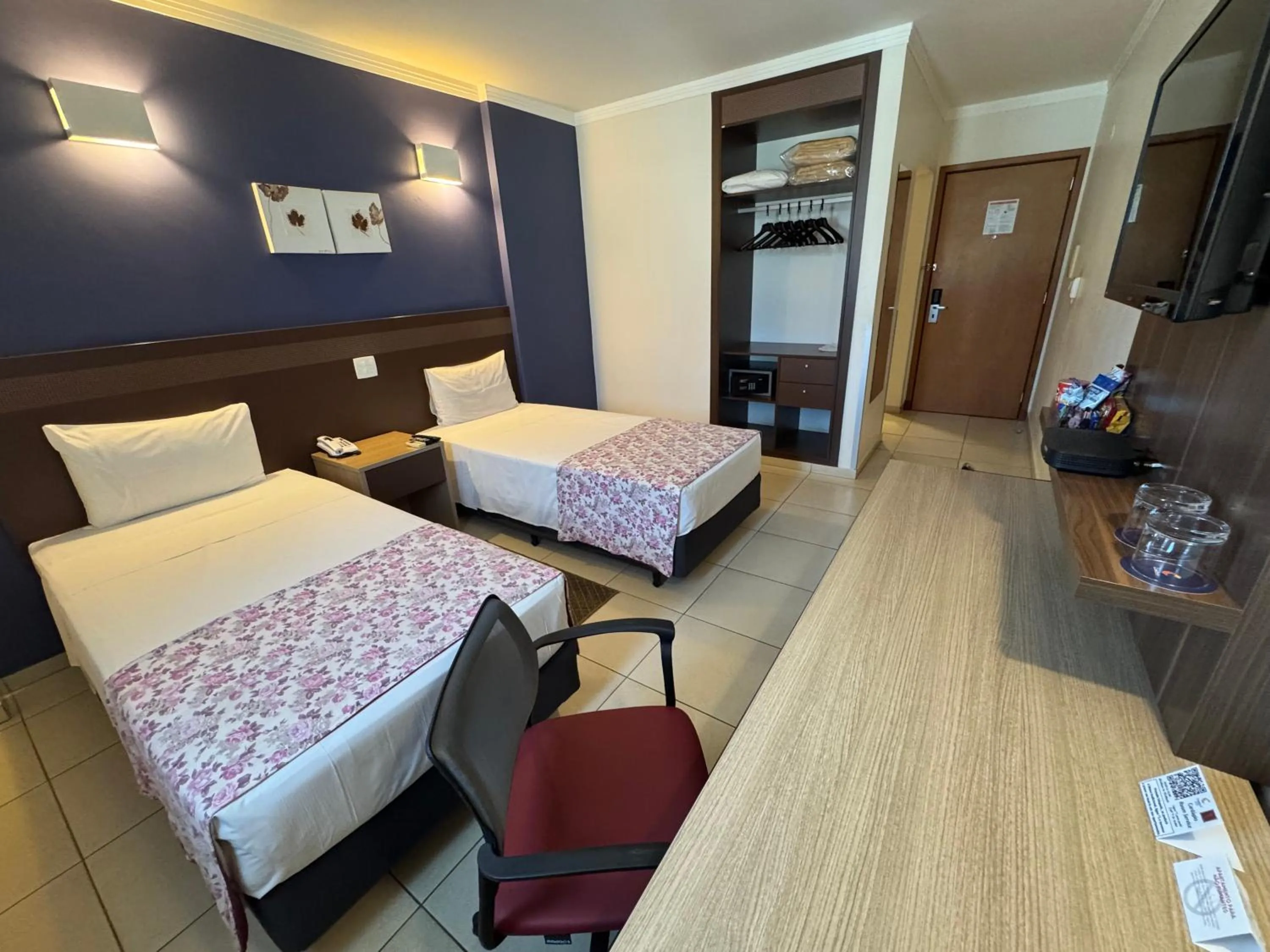 Photo of the whole room, Bed in Comfort Hotel Araraquara