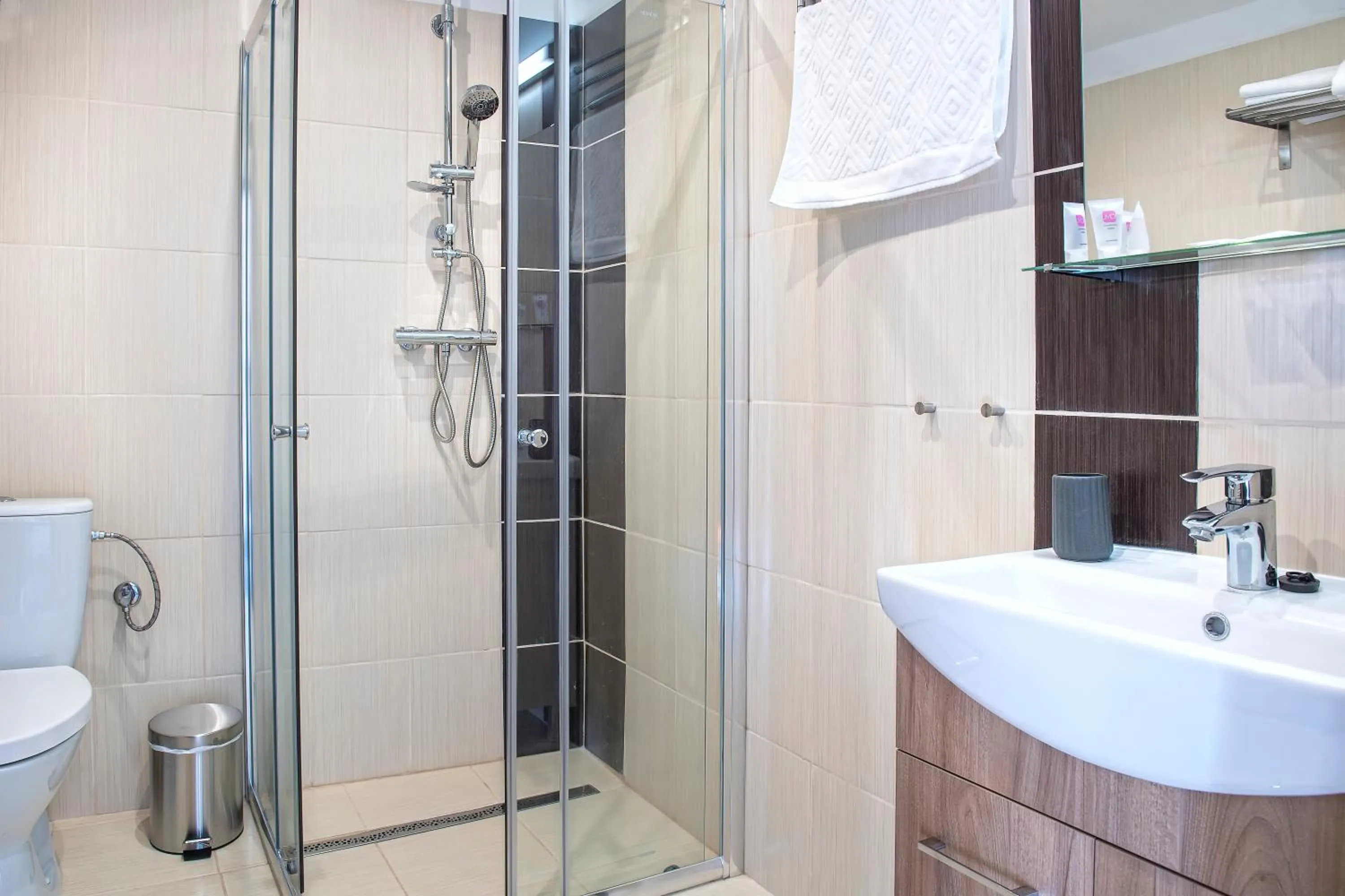 Toilet in Garden apartments