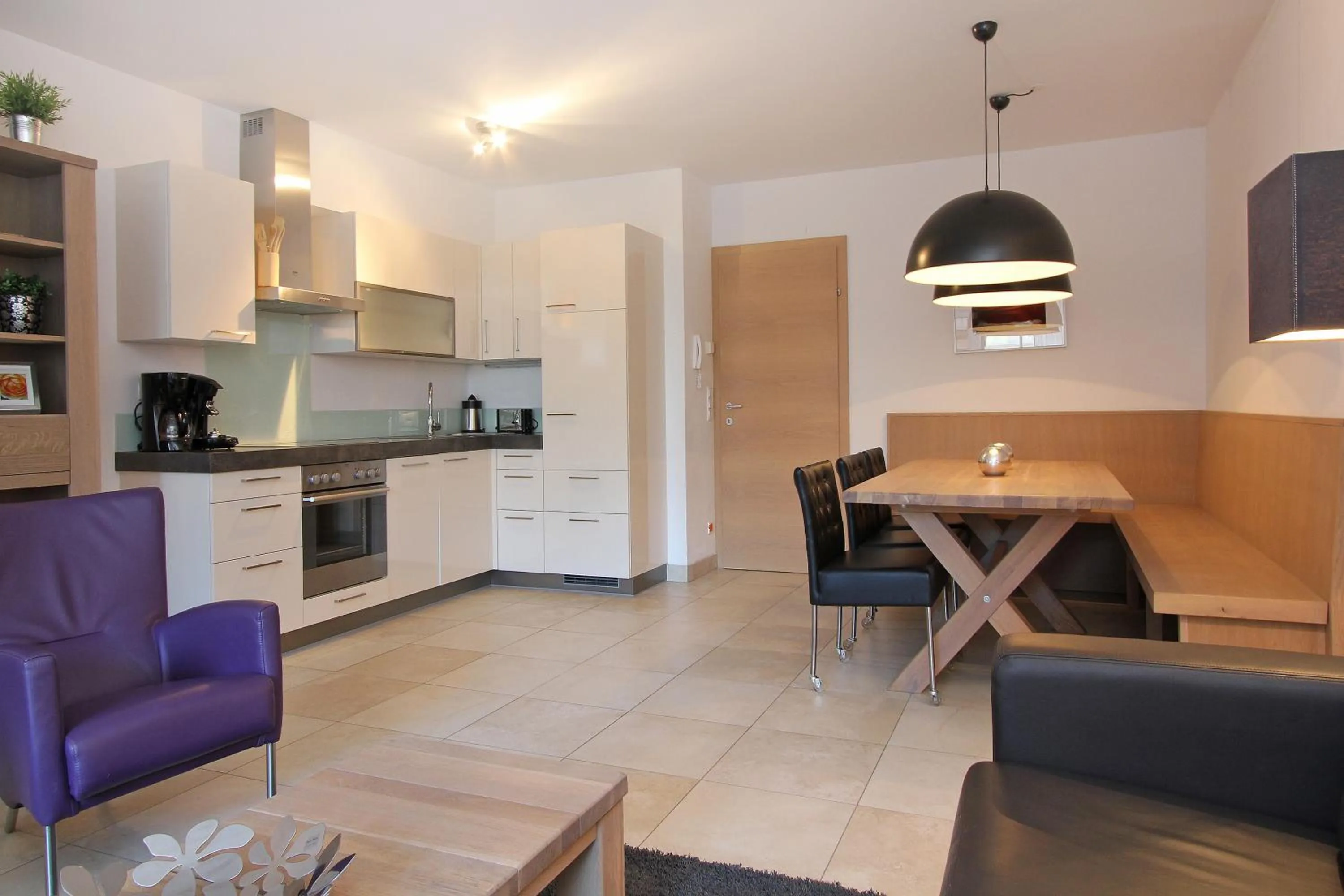 Kitchen or kitchenette in AvenidA Mountain Resort by Alpin Rentals