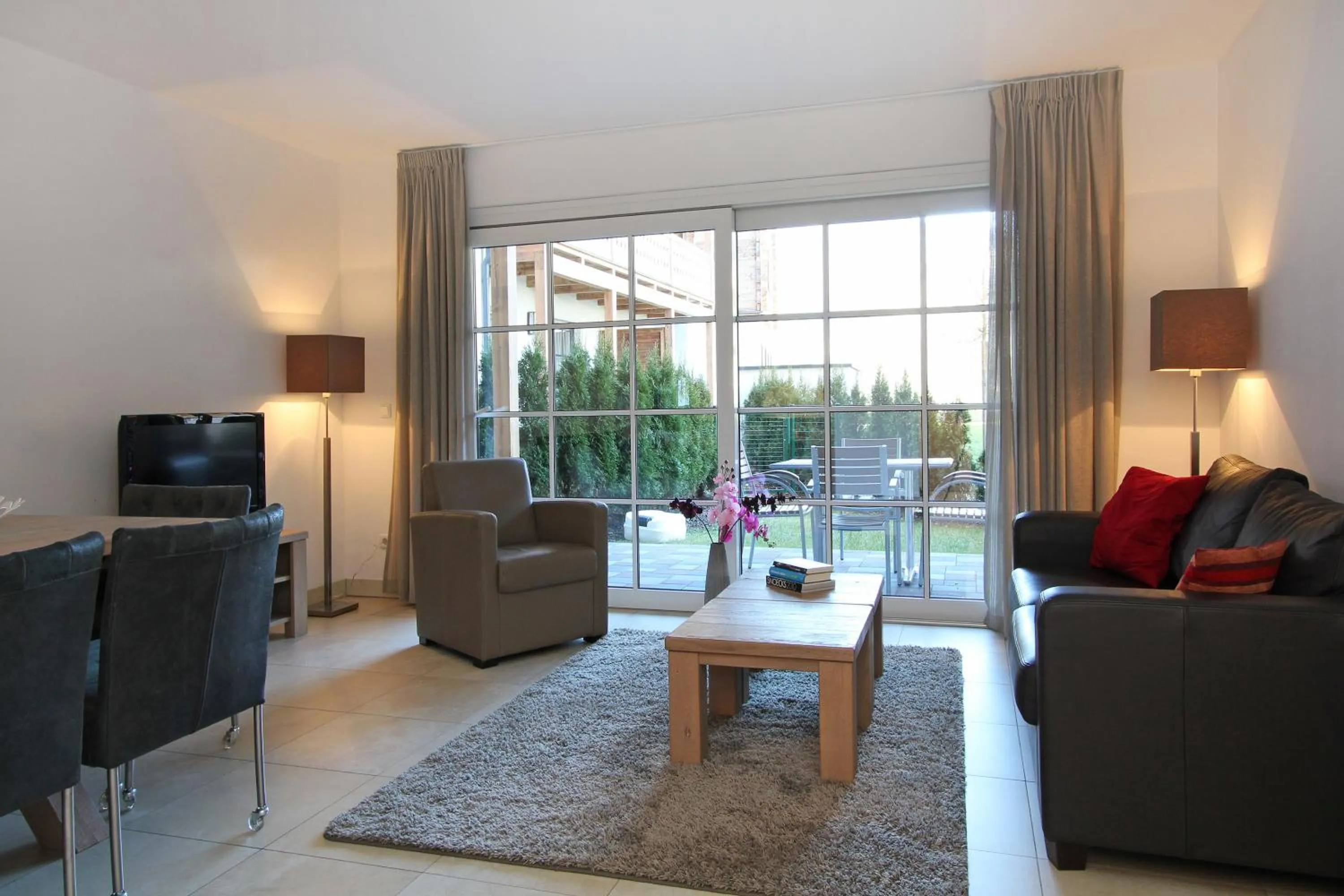 TV and multimedia in AvenidA Mountain Resort by Alpin Rentals